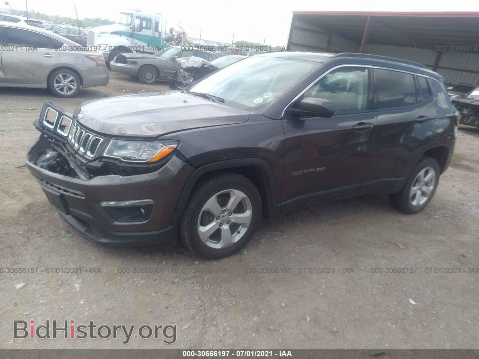 2017 JEEP COMPASS - VIN: 3C4NJDBB0HT629247 - Фото 2
