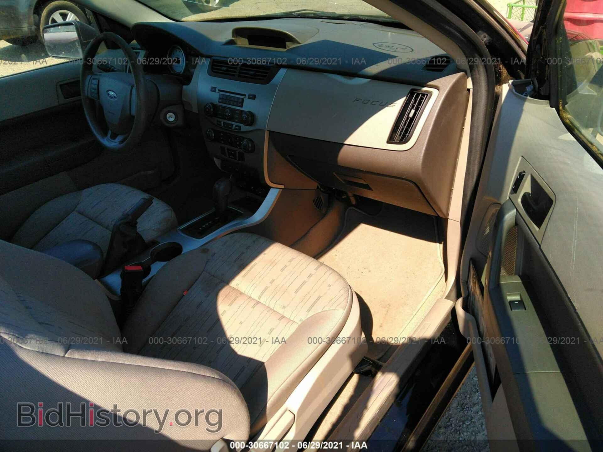 2008 FORD FOCUS - VIN: 1FAHP33N88W138729 - Фото 5