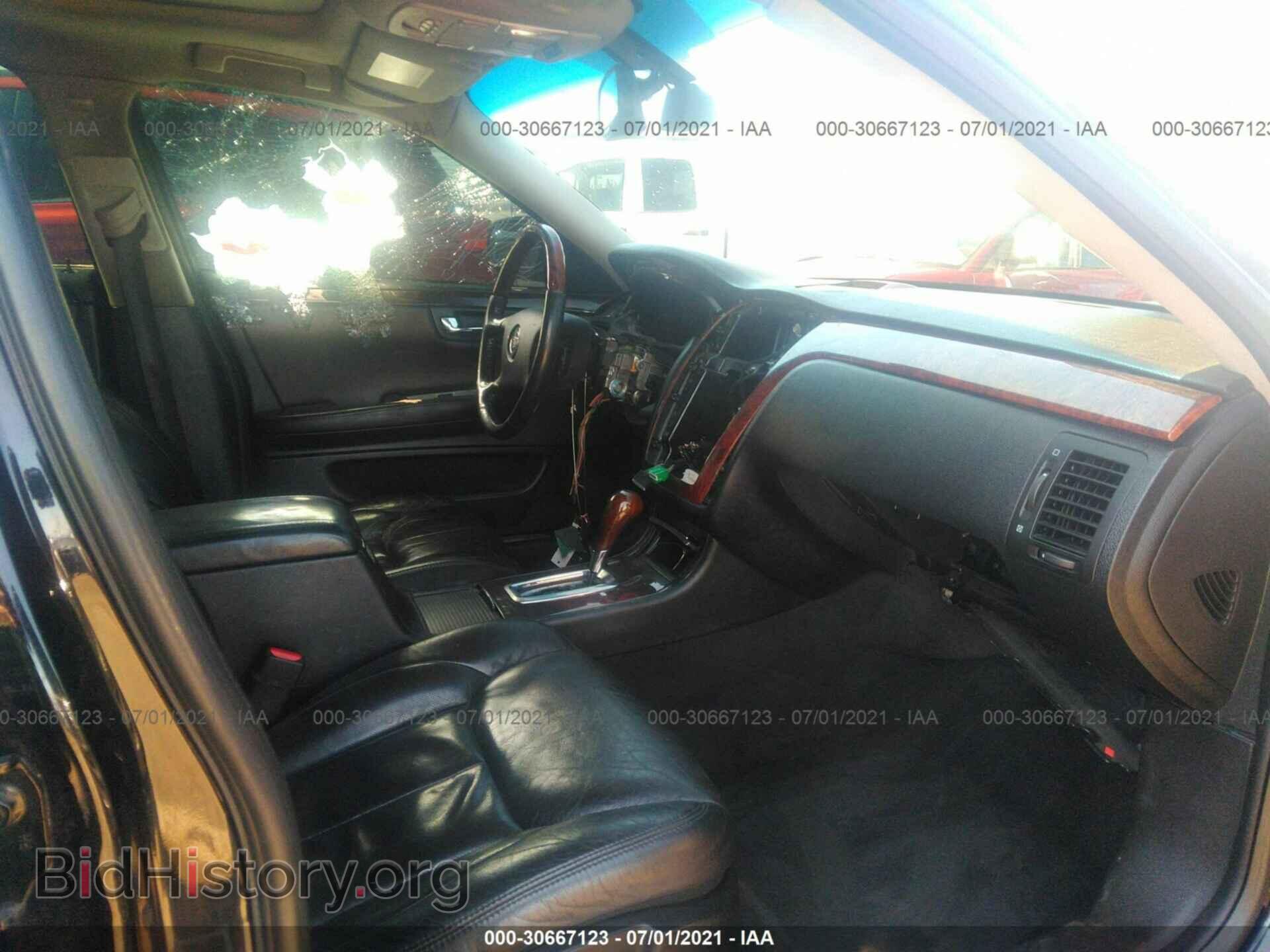 2011 CADILLAC DTS - VIN: 1G6KH5E67BU145921 - Фото 5