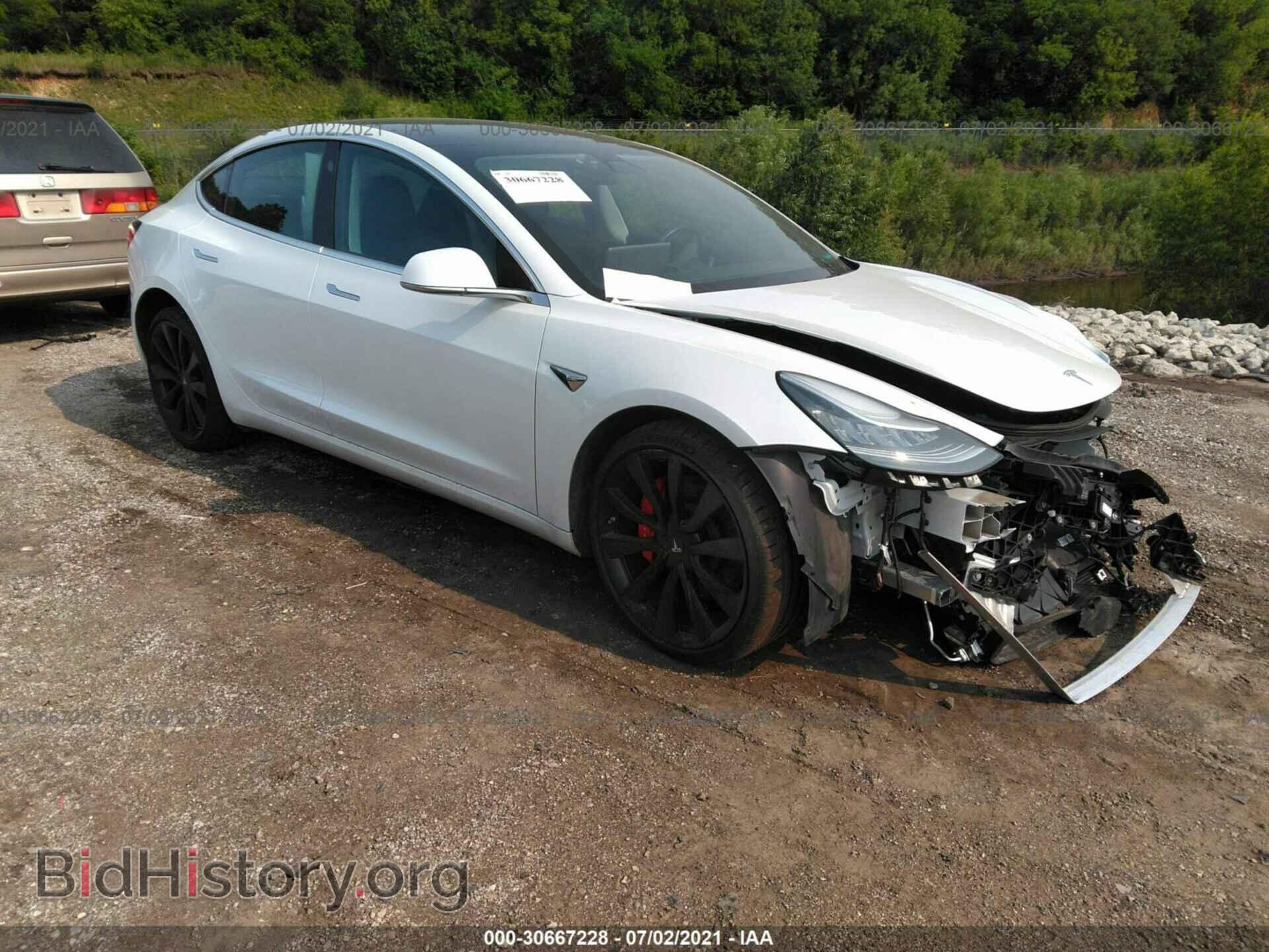Фотография 5YJ3E1EB4KF419942 - TESLA MODEL 3 2019