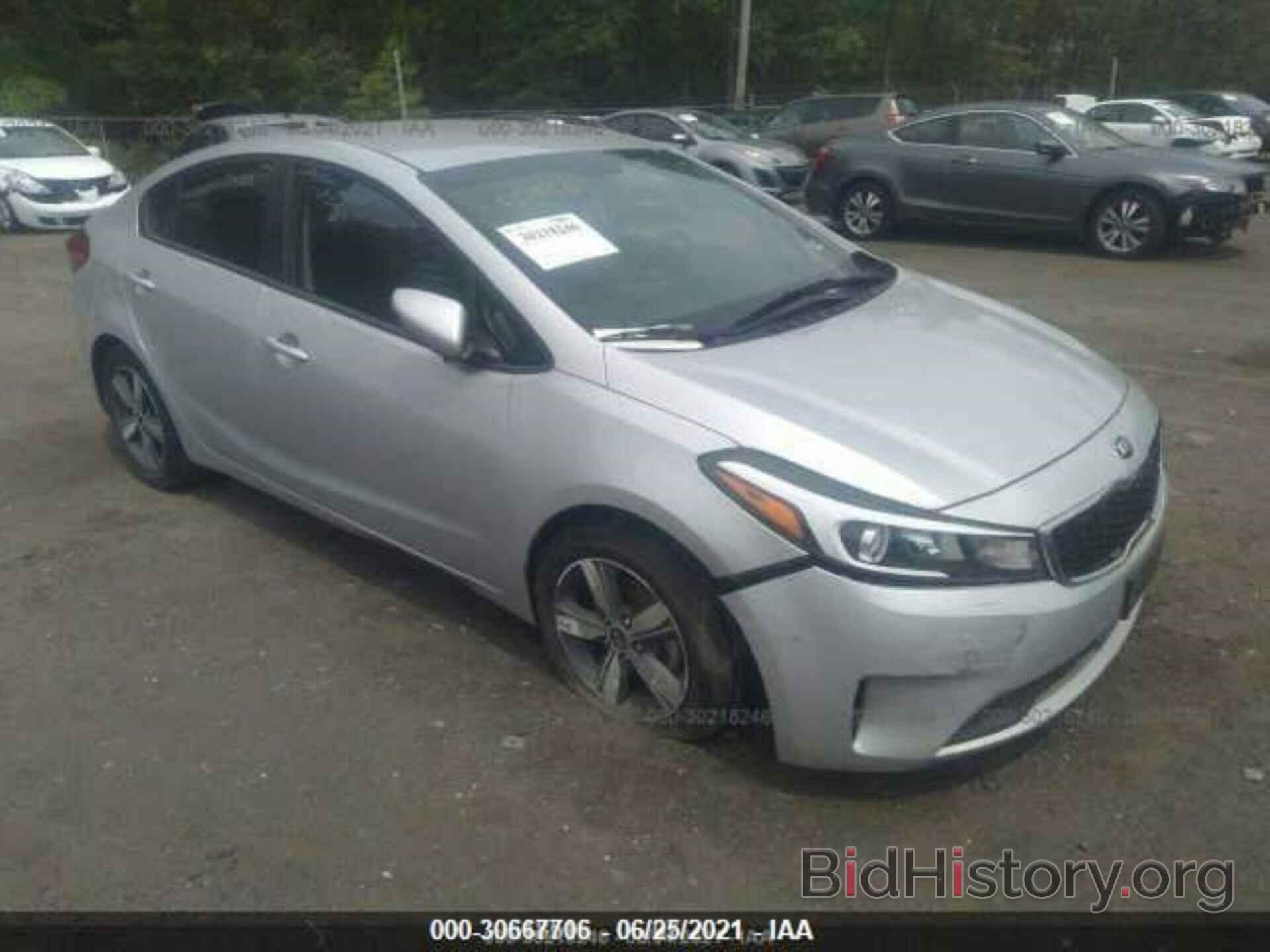 Photo 3KPFL4A76JE166679 - KIA FORTE 2018