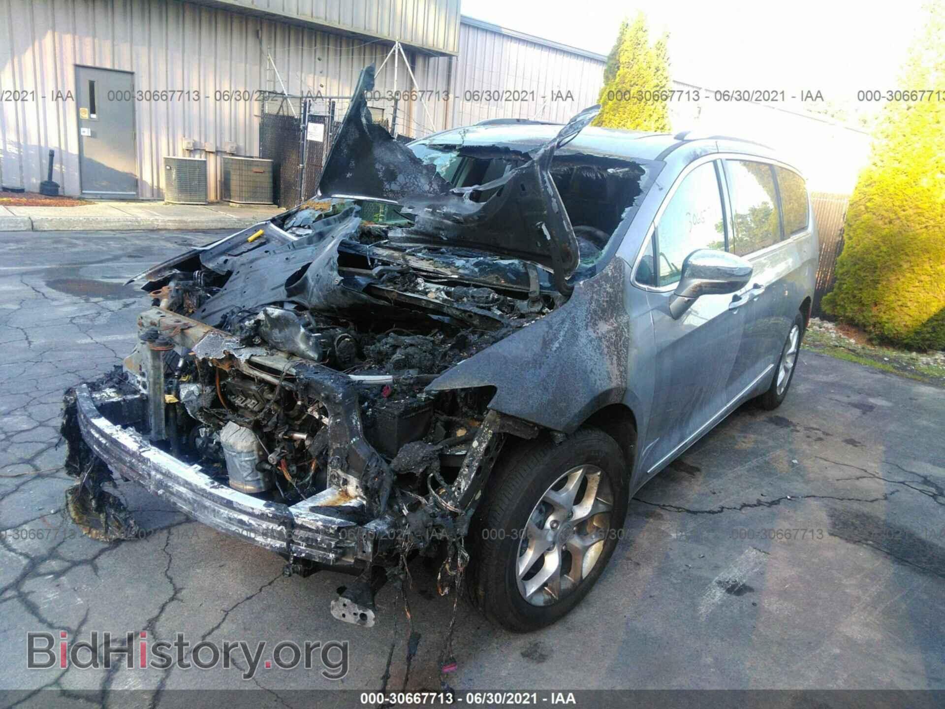 2020 CHRYSLER PACIFICA - VIN: 2C4RC1GG9LR272497 - Photo 2