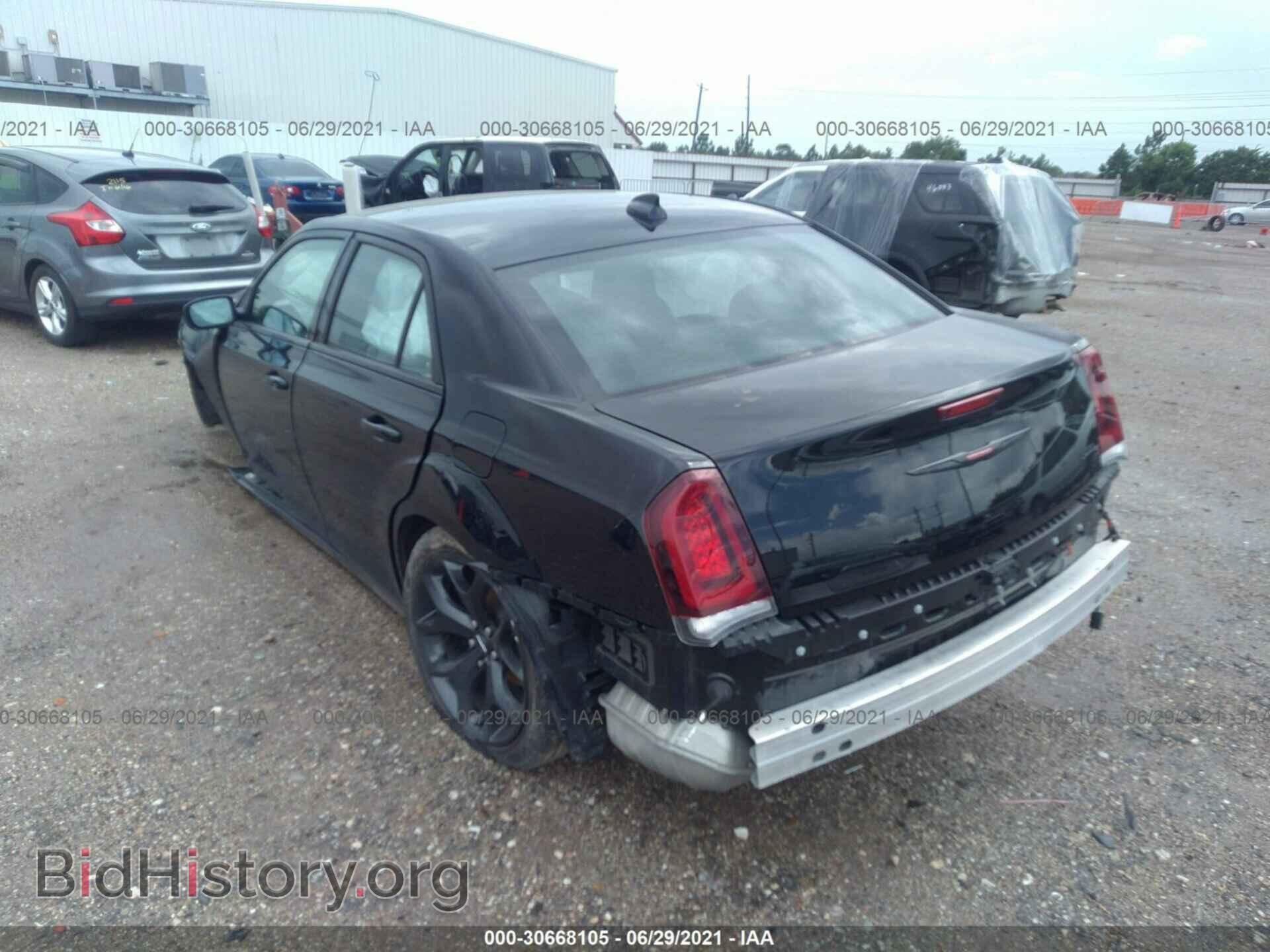 2021 CHRYSLER 300 - VIN: 2C3CCABG3MH523569 - Фото 3