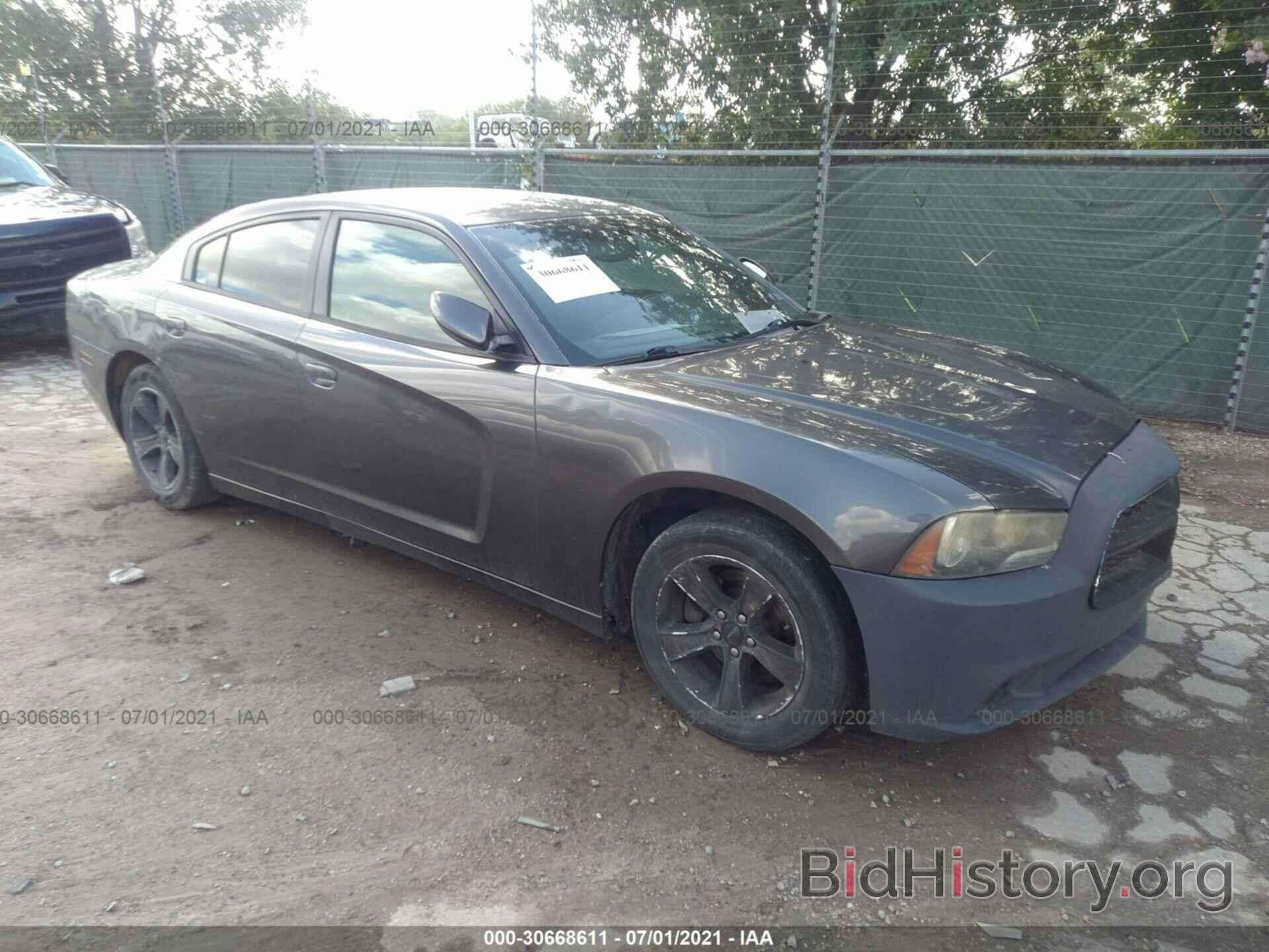 Photo 2C3CDXBG2DH600805 - DODGE CHARGER 2013