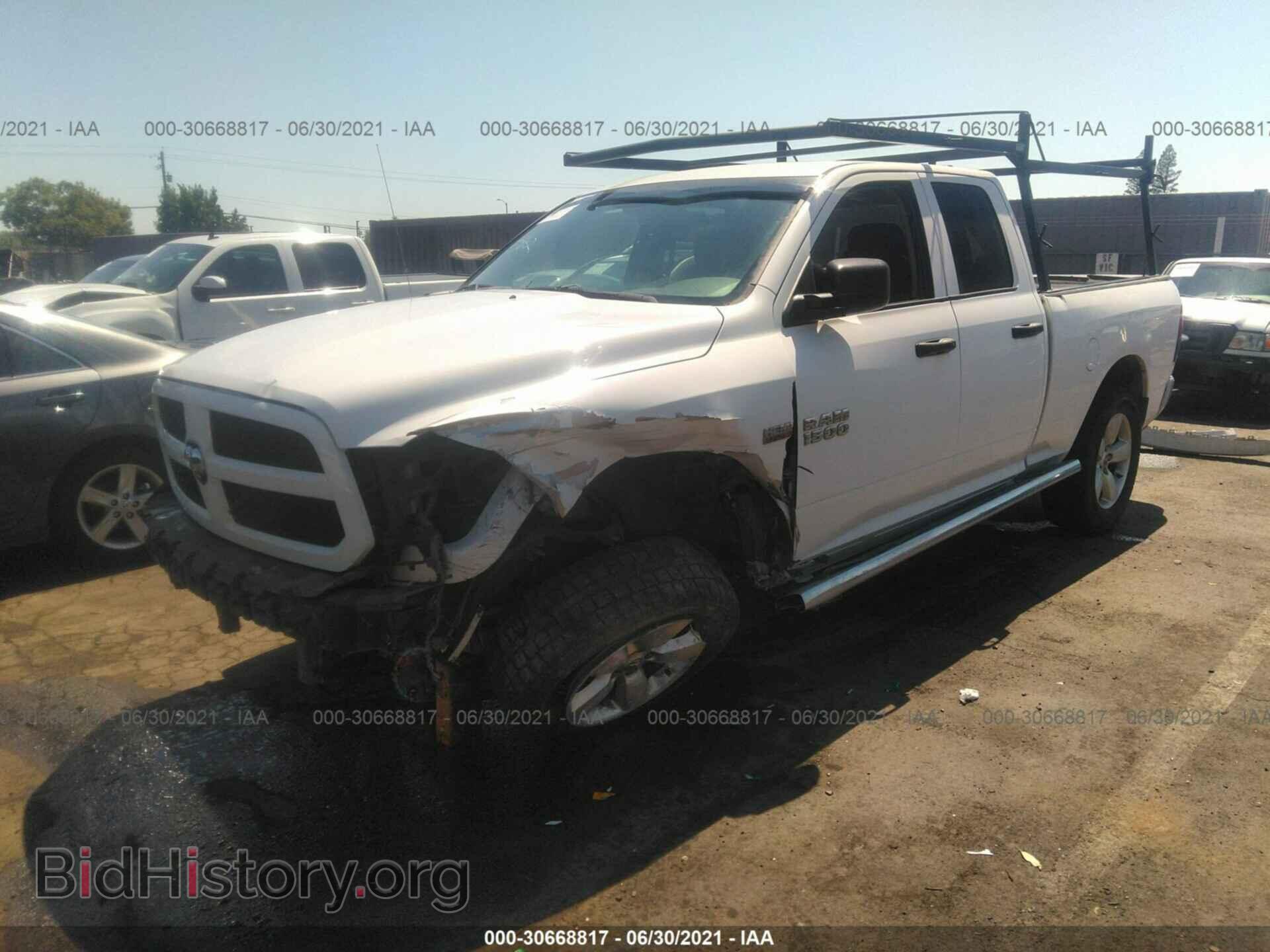 2015 RAM 1500 - VIN: 1C6RR7FT6FS790366 - Photo 2