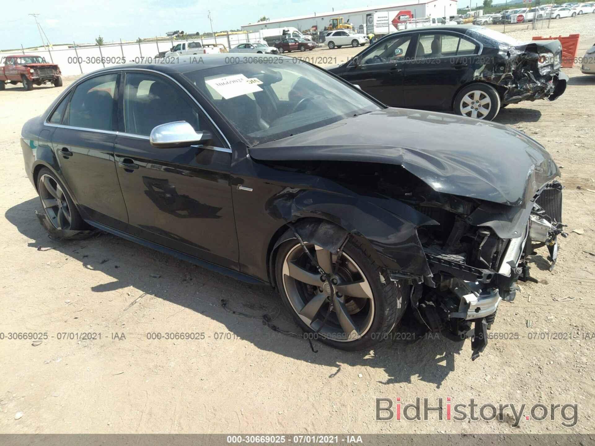 Photo WAUBGAFL1CA018823 - AUDI S4 2012