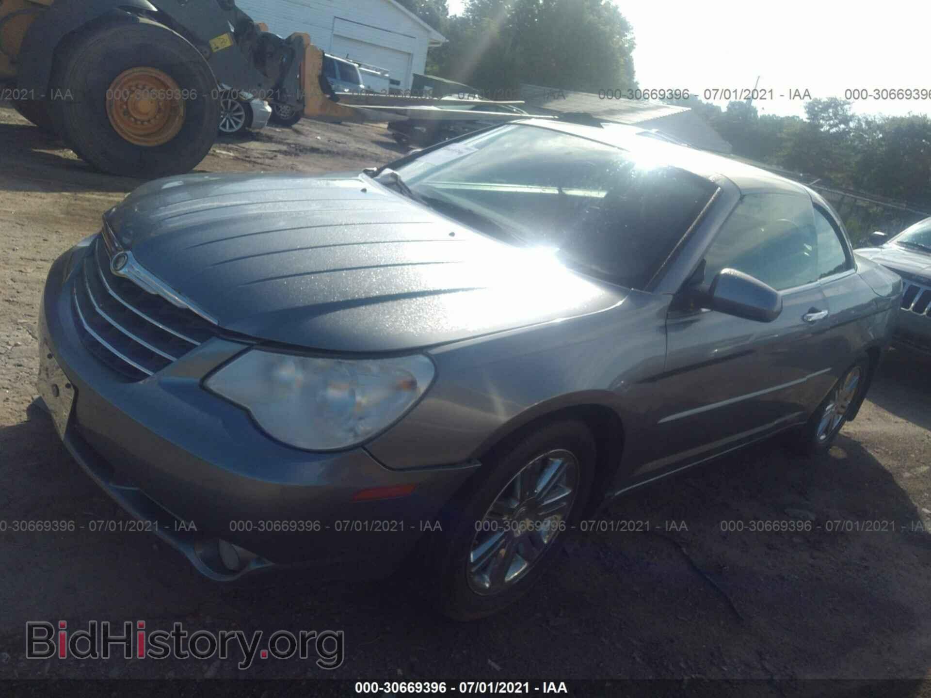 2008 CHRYSLER SEBRING - VIN: 1C3LC65M68N637061 - Фото 2
