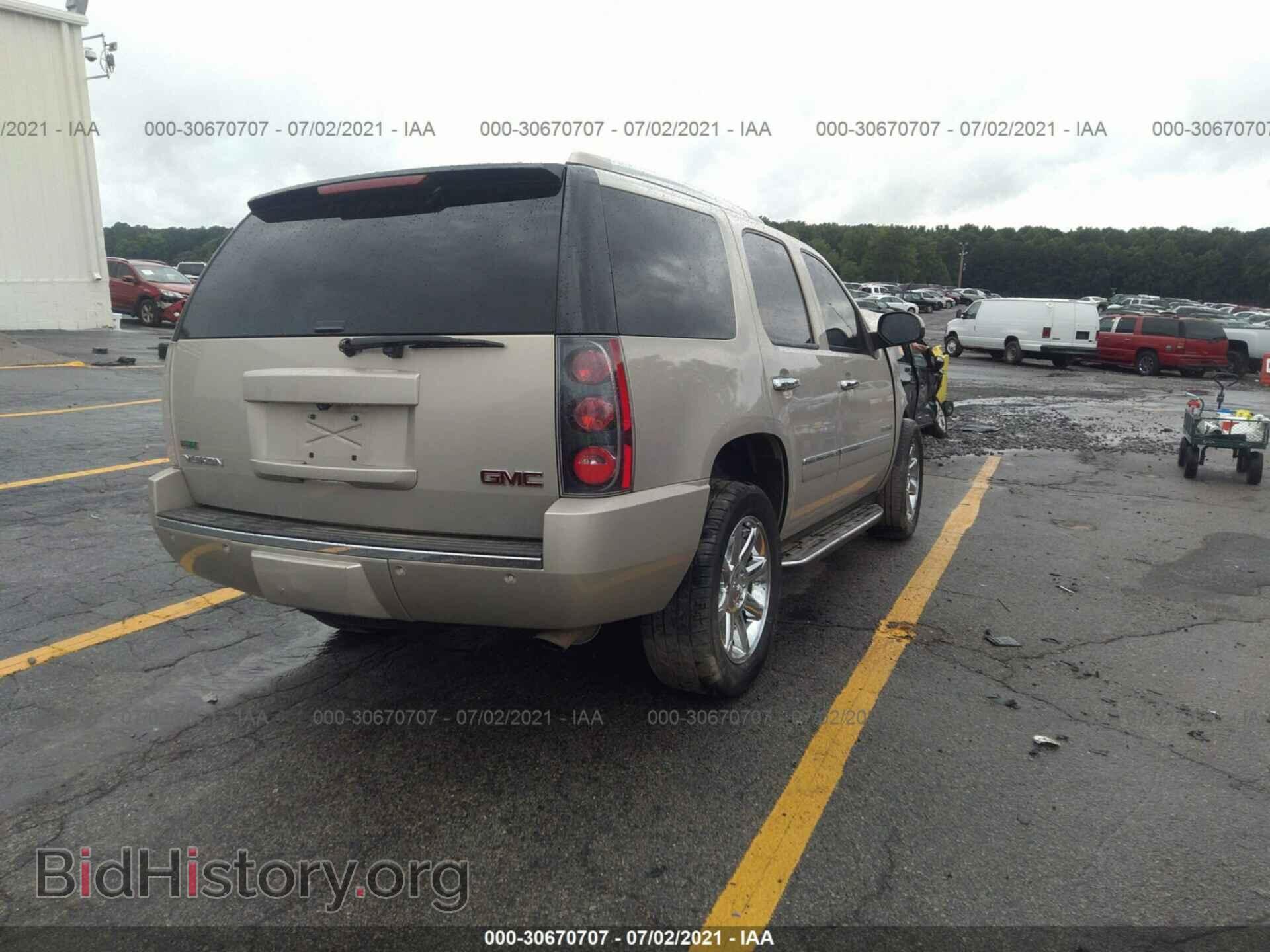 2010 GMC YUKON - VIN: 1GKUKEEF2AR249312 - Фото 4