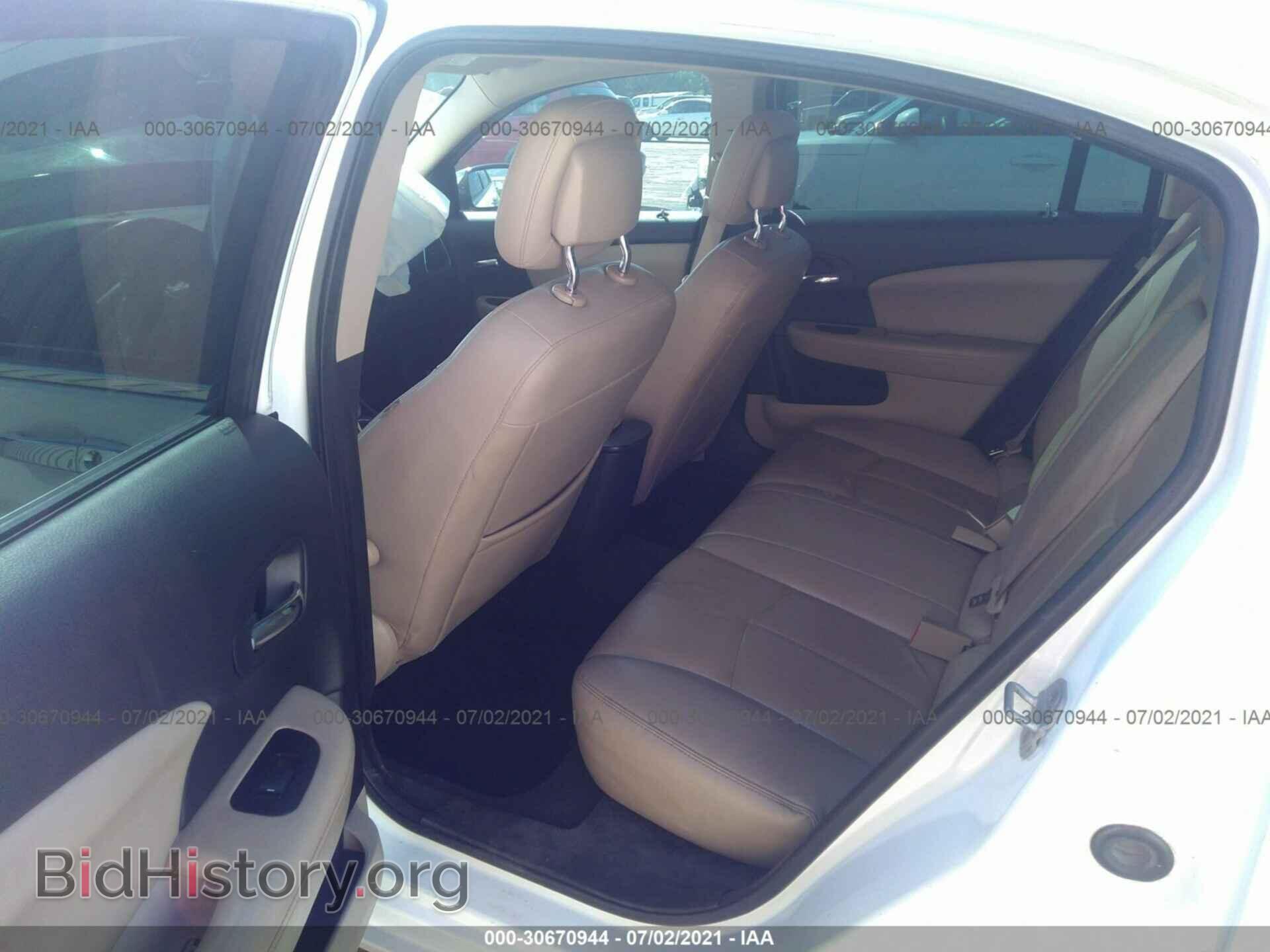2011 CHRYSLER 200 - VIN: 1C3BC2FBXBN614956 - Фото 8