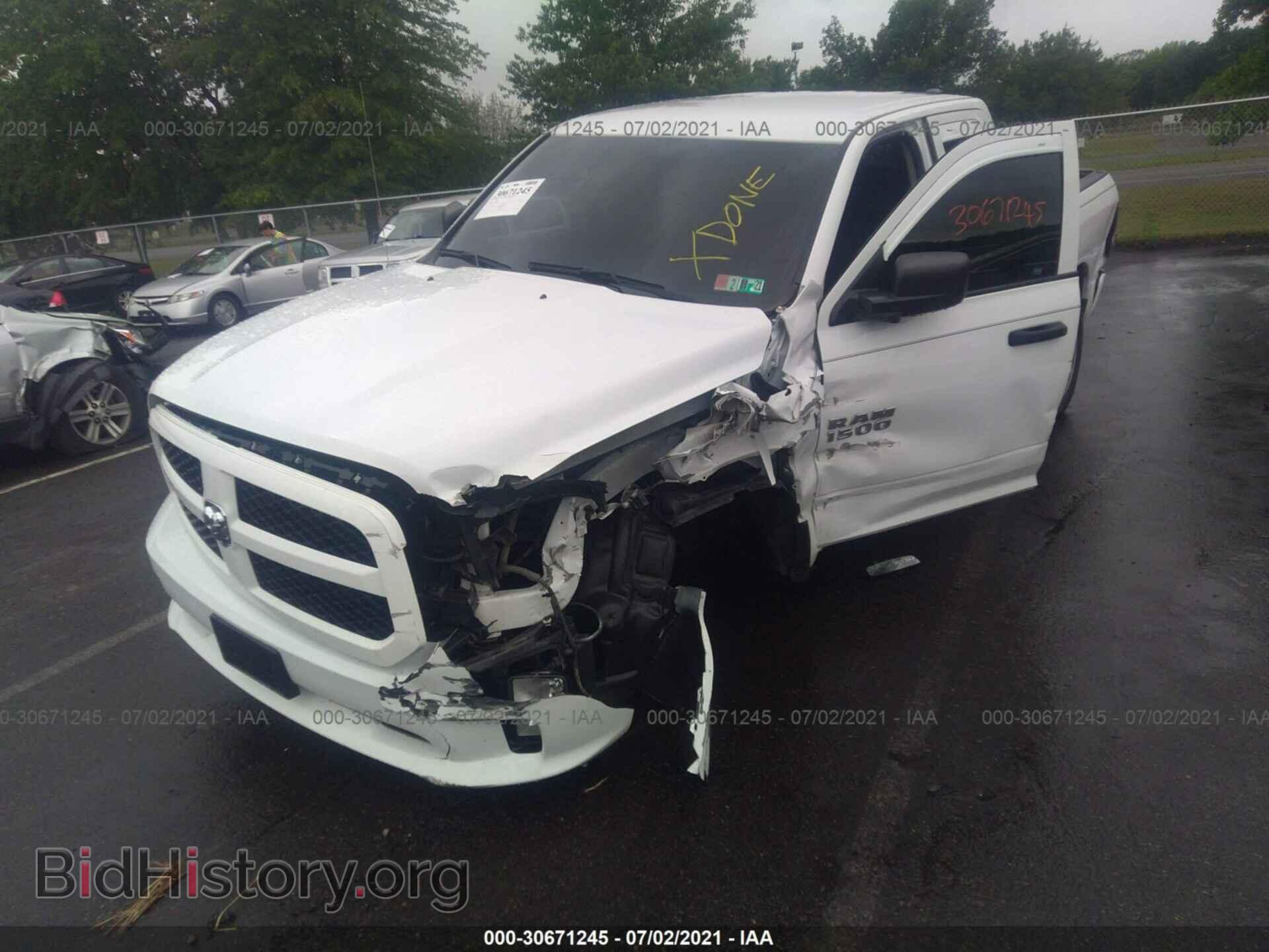 2017 RAM 1500 - VIN: 1C6RR7FTXHS834338 - Фото 2