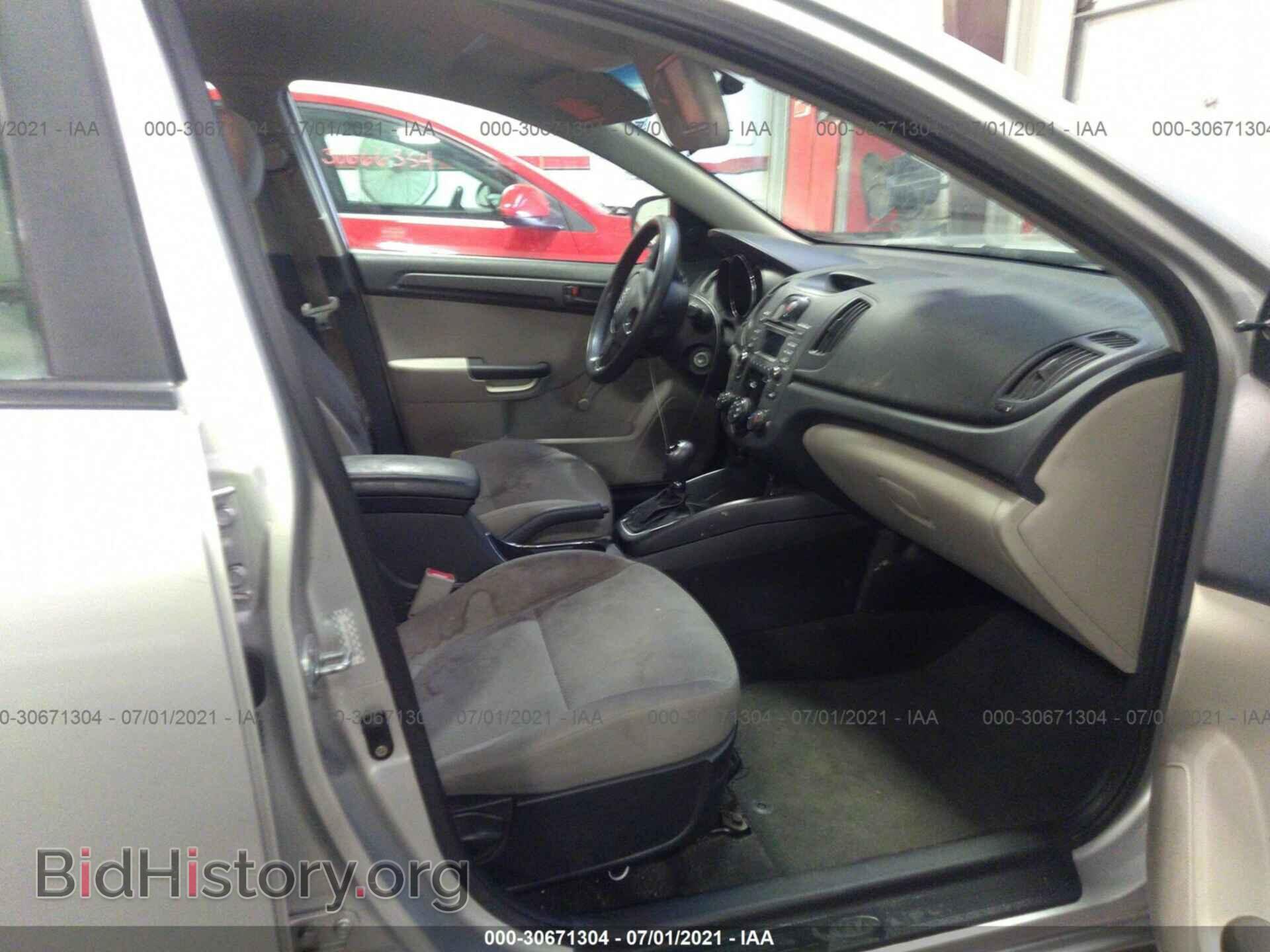 2013 KIA FORTE - VIN: KNAFT4A28D5664559 - Фото 5