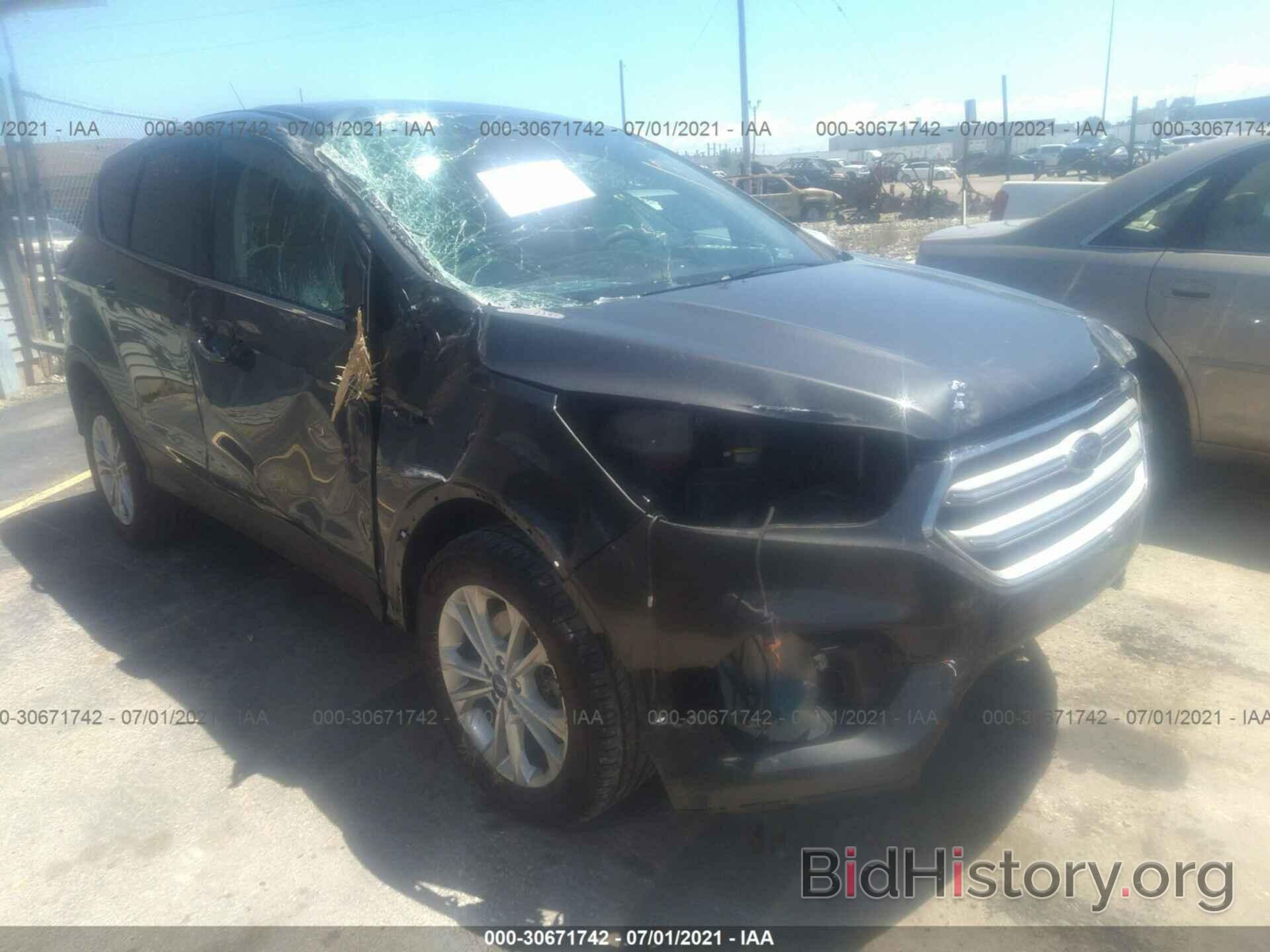 Photo 1FMCU9G9XKUB07459 - FORD ESCAPE 2019