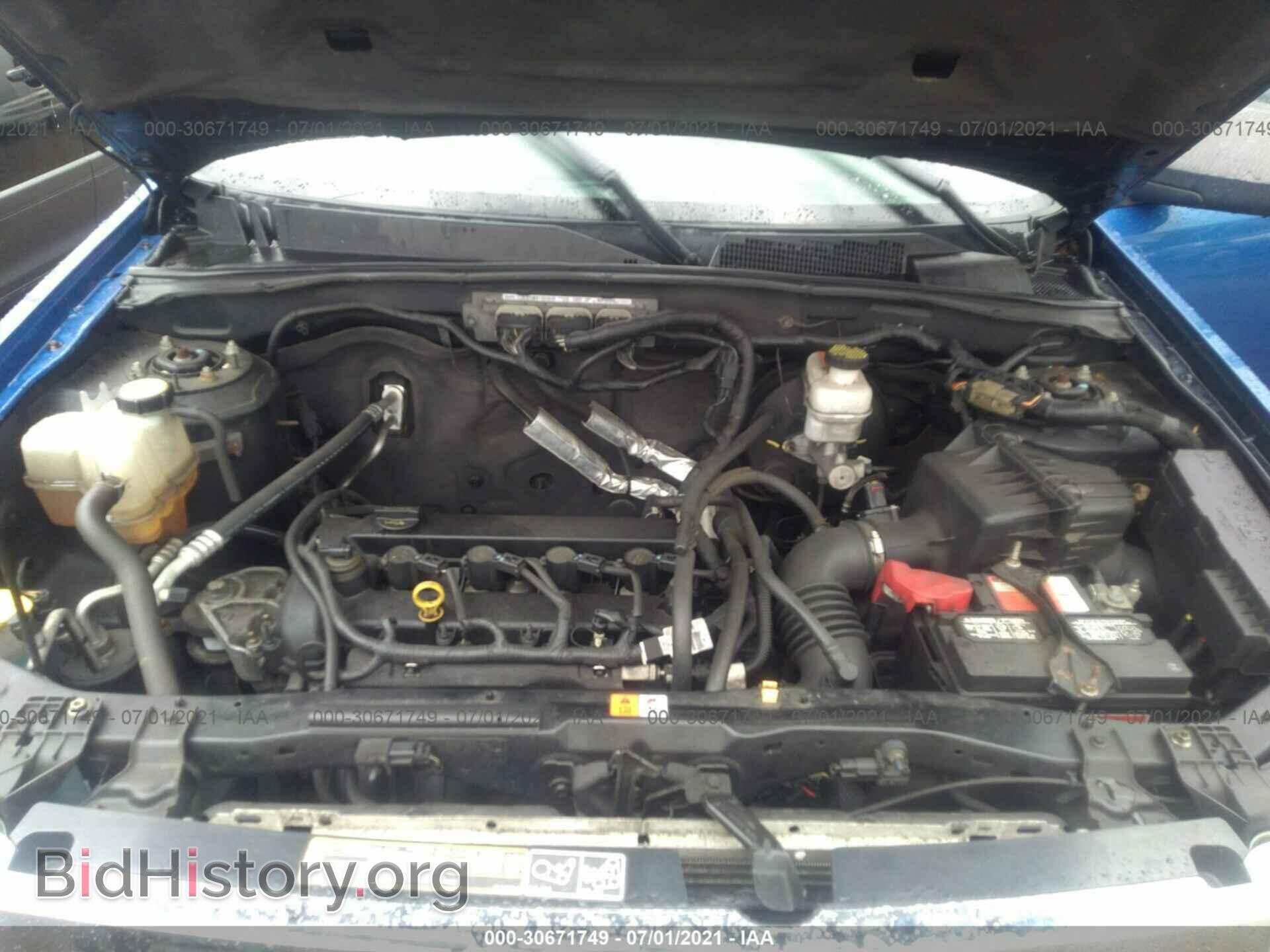 2011 FORD ESCAPE - VIN: 1FMCU0D76BKA67231 - Фото 10