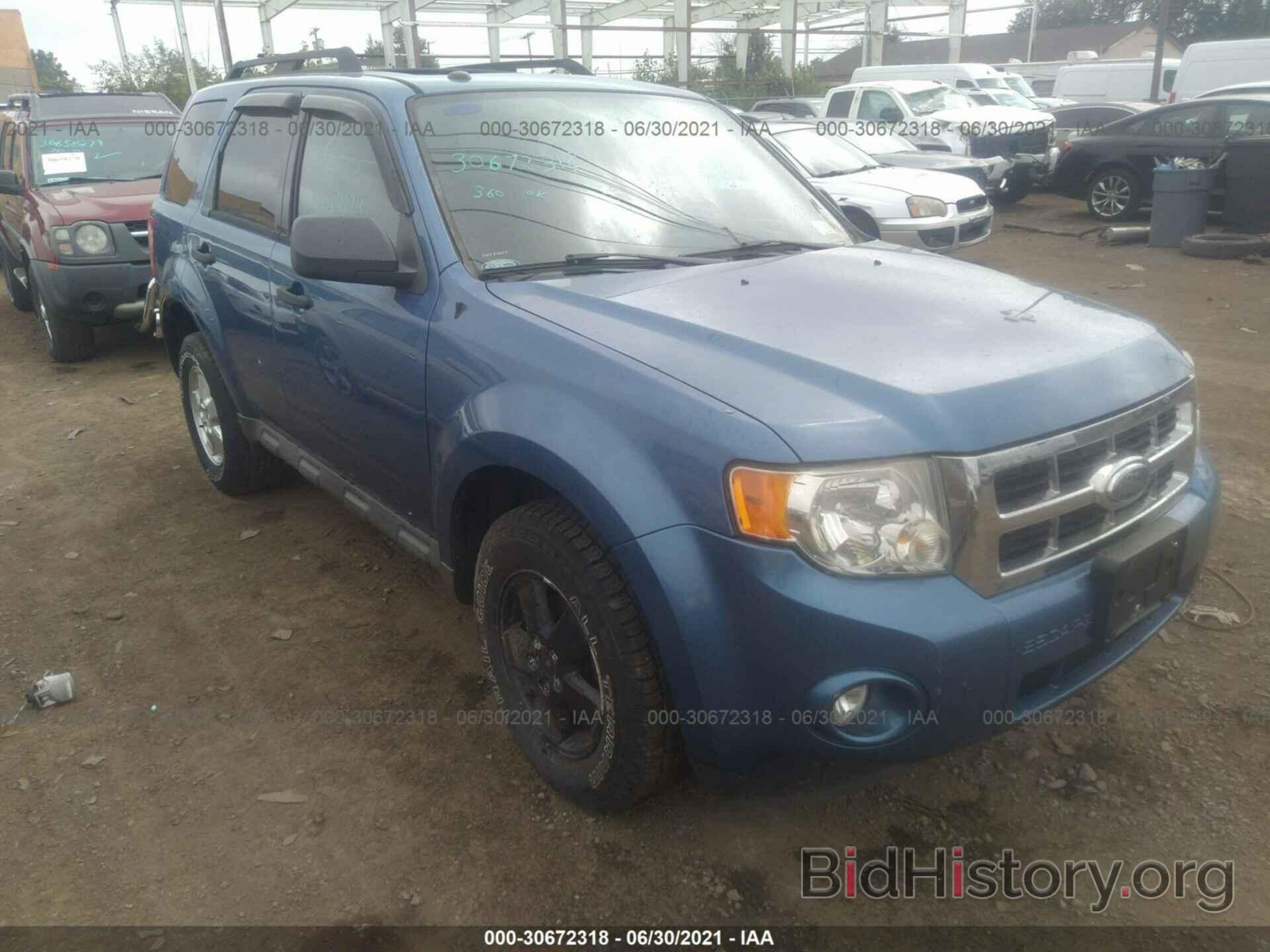 Photo 1FMCU03799KA79742 - FORD ESCAPE 2009