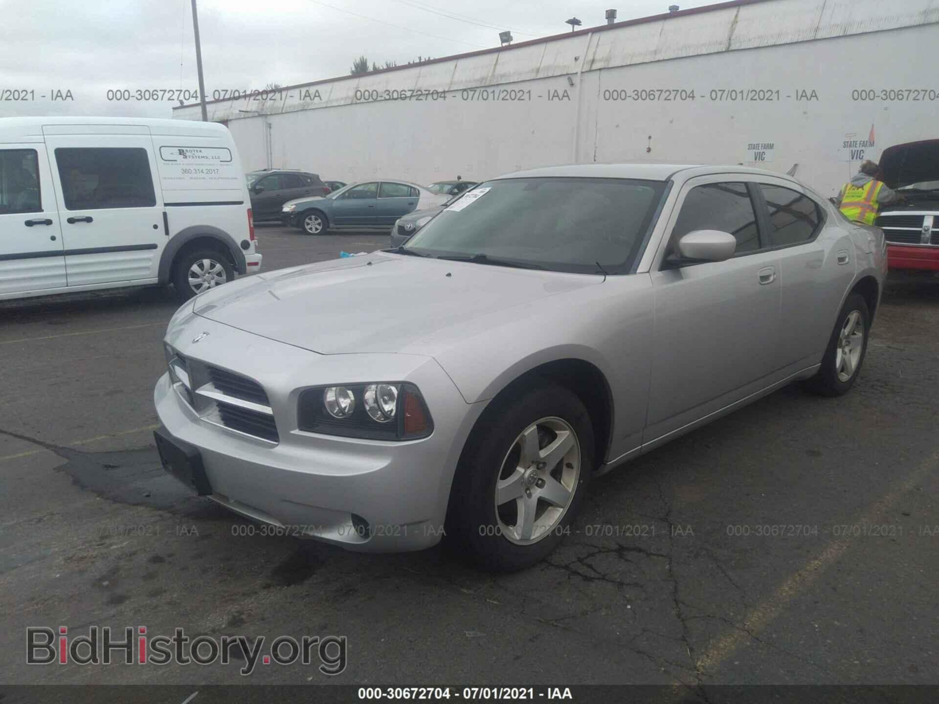 2010 DODGE CHARGER - VIN: 2B3CA4CD2AH316028 - Photo 2