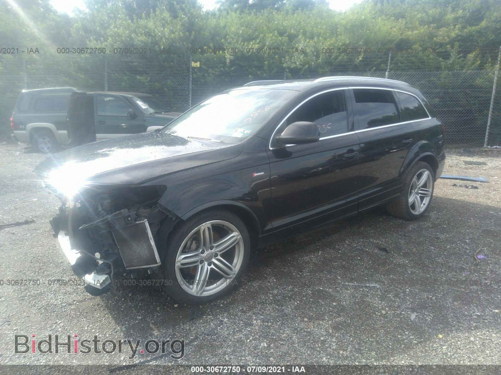 2011 AUDI Q7 - VIN: WA1DGAFE4BD009327 - Фото 2