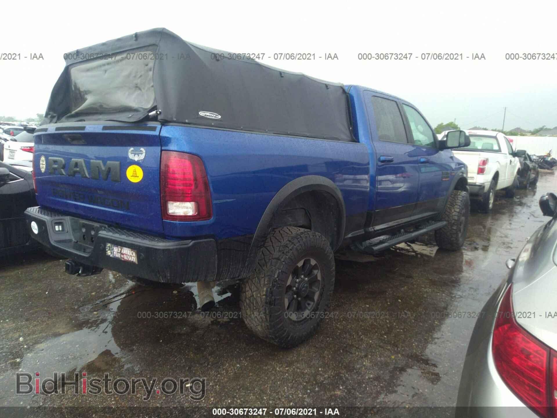 2017 RAM 2500 - VIN: 3C6TR5EJXHG772652 - Photo 4