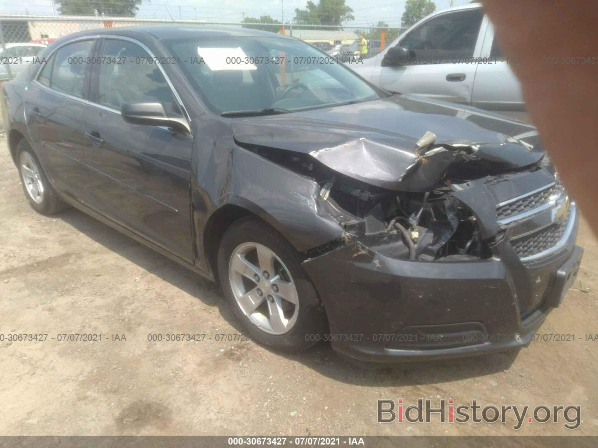 Photo 1G11B5SA3DF143134 - CHEVROLET MALIBU 2013