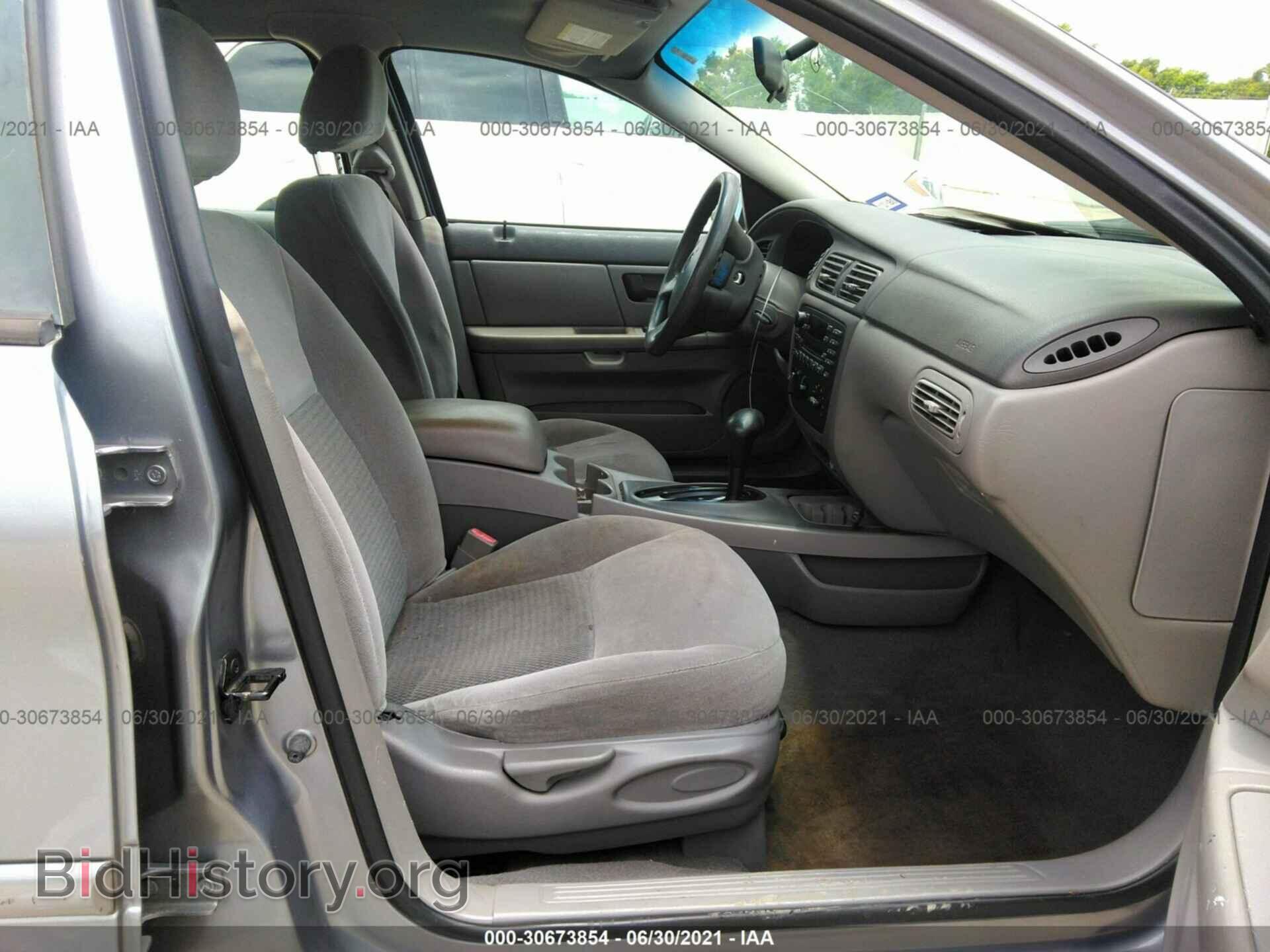 2006 FORD TAURUS - VIN: 1FAFP53U26A107724 - Фото 5