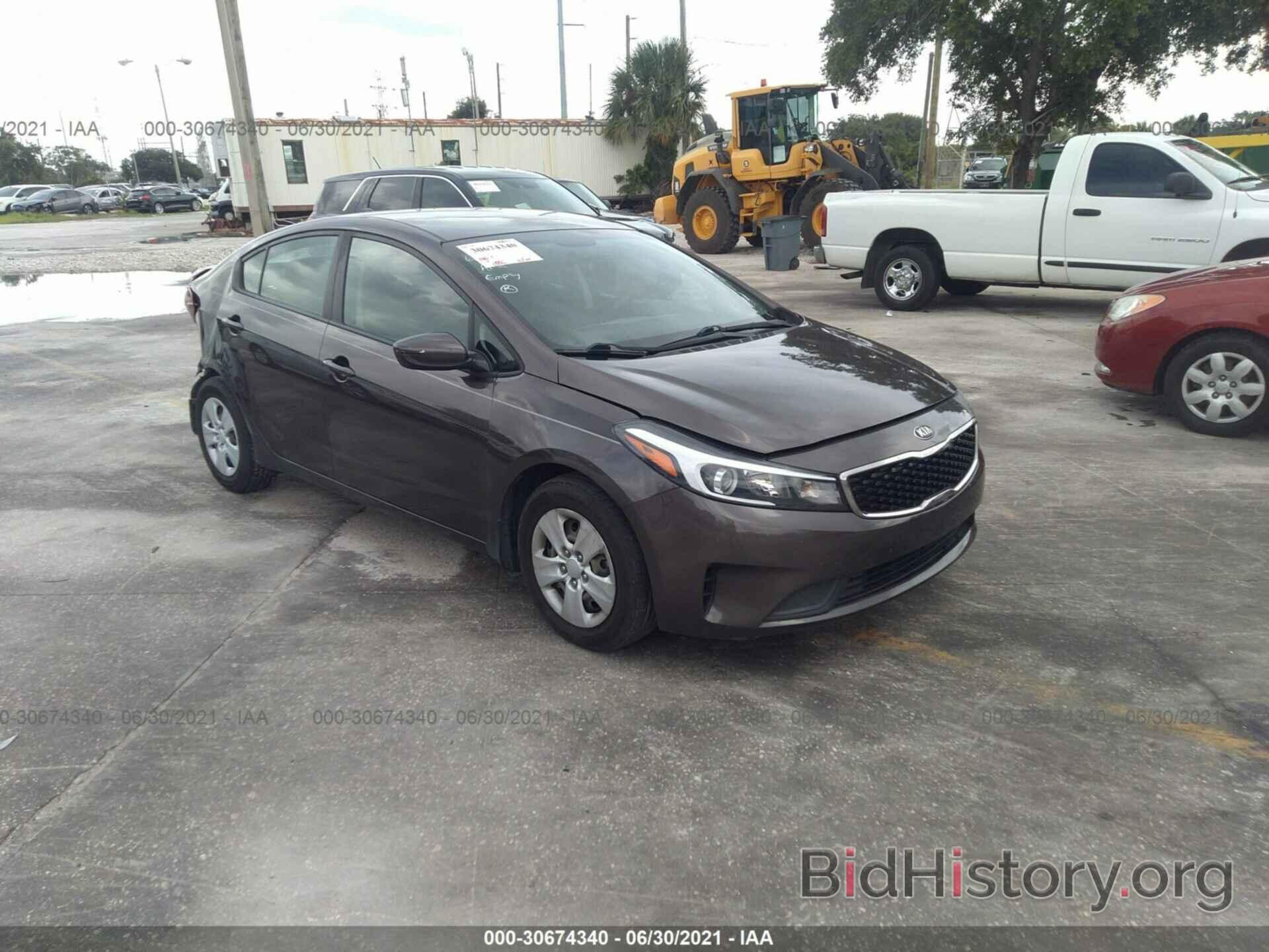 Photo 3KPFK4A76HE156487 - KIA FORTE 2017