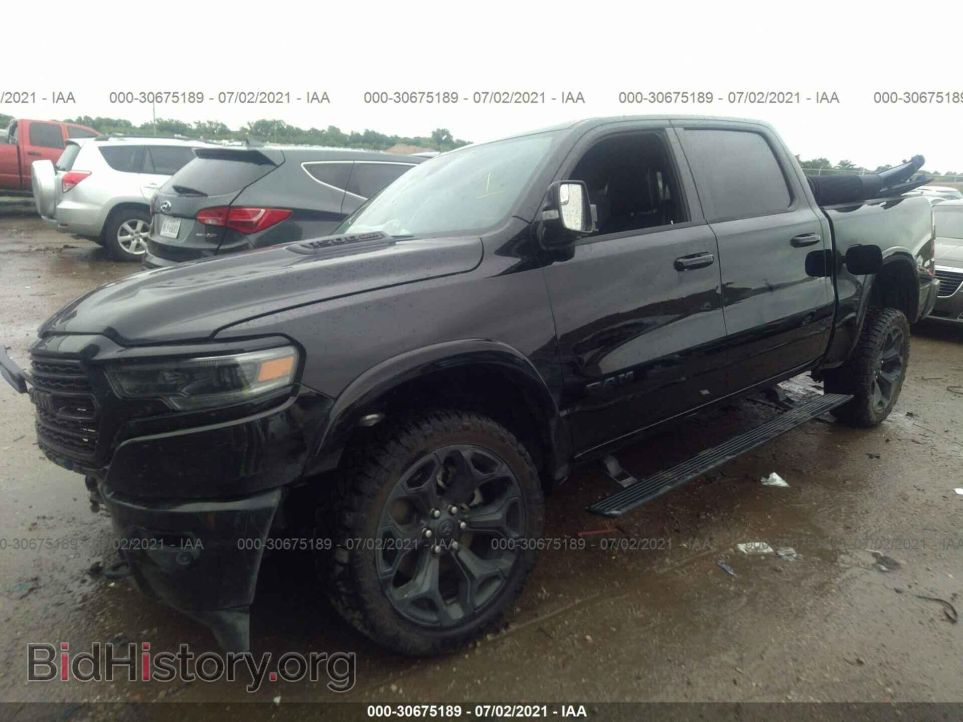 2021 RAM 1500 - VIN: 1C6SRFHM8MN704245 - Фото 2