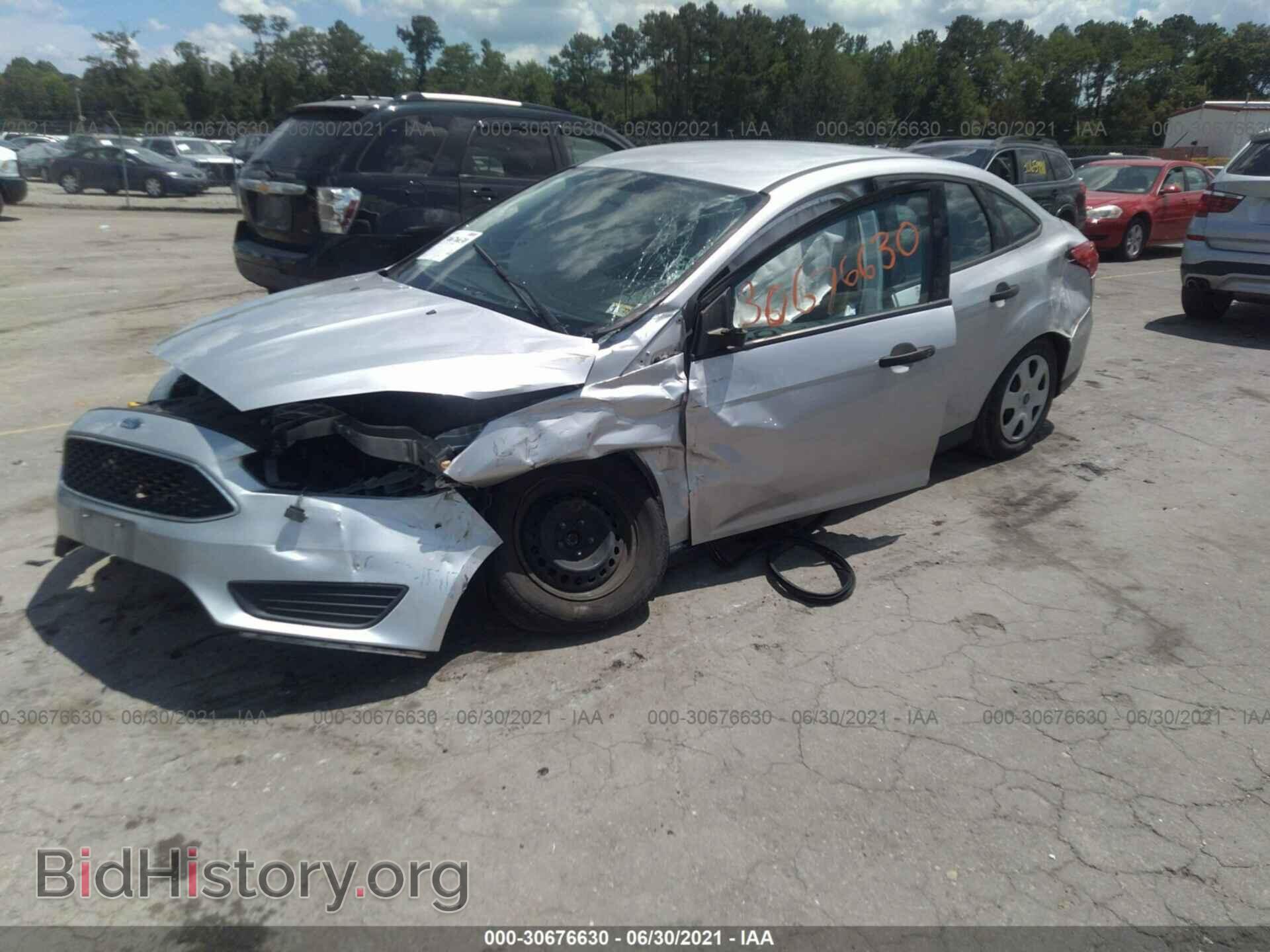 2016 FORD FOCUS - VIN: 1FADP3E20GL350476 - Фото 2