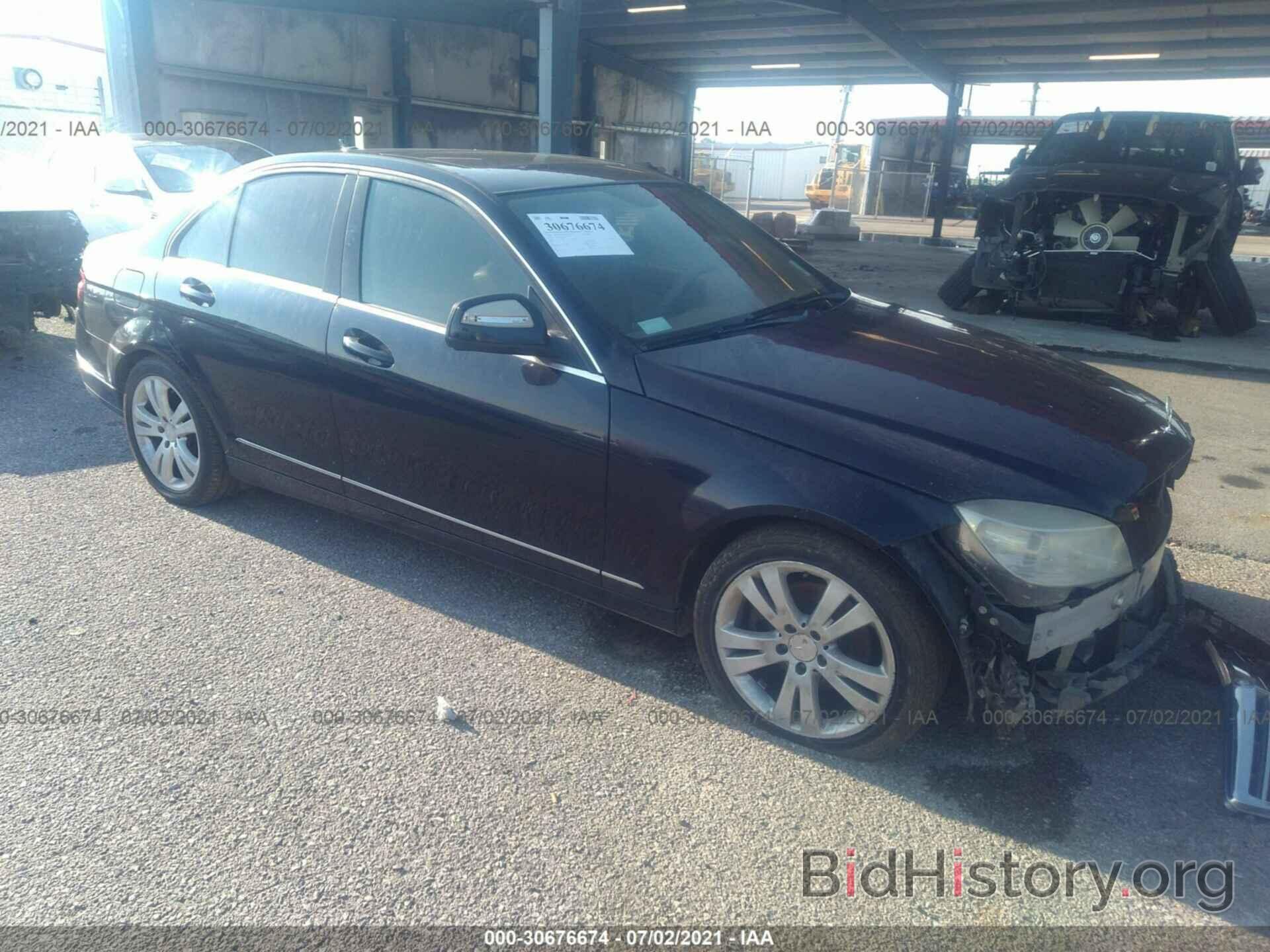 Photo WDDGF81X98F168189 - MERCEDES-BENZ C-CLASS 2008