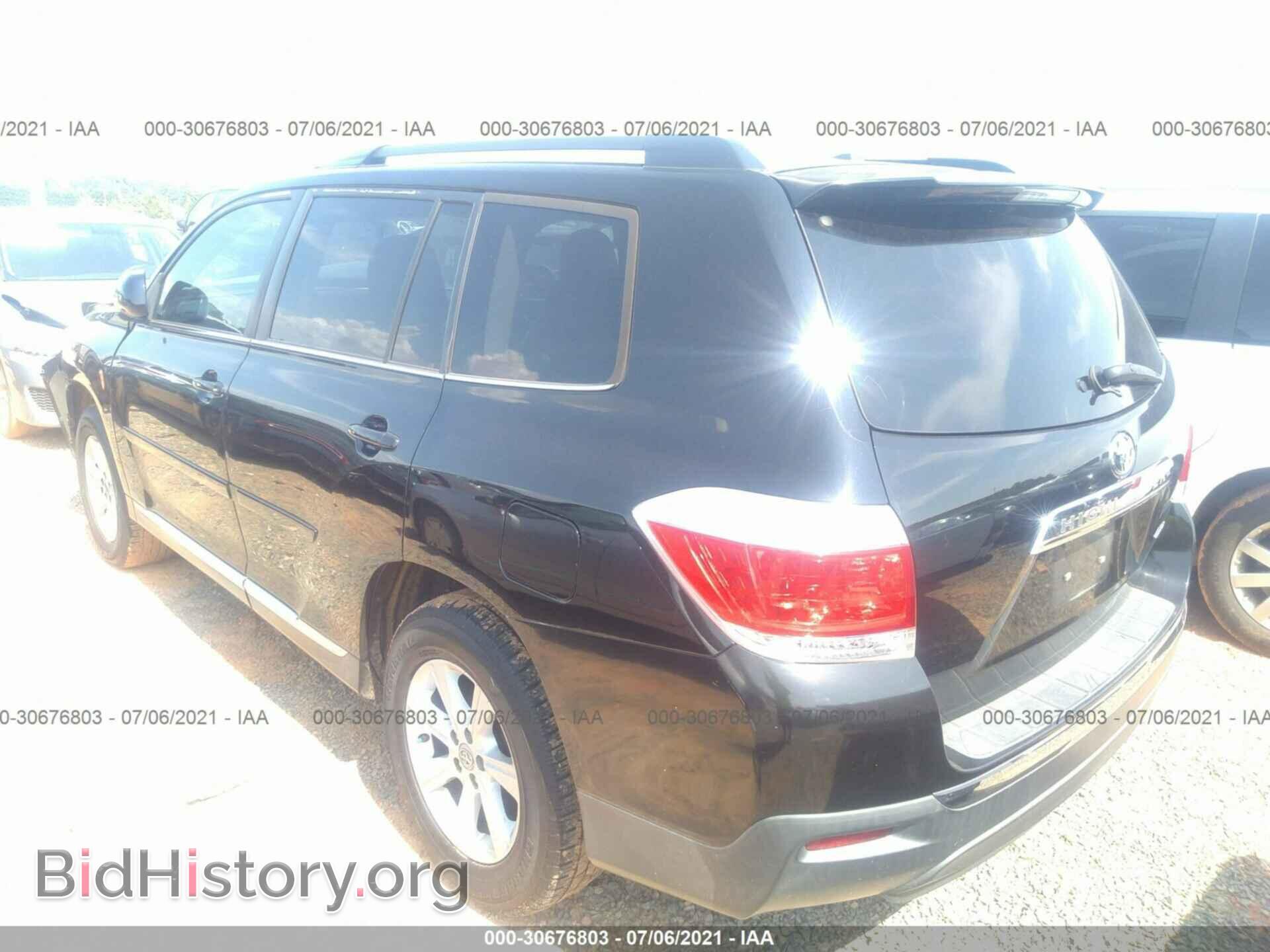 2012 TOYOTA HIGHLANDER - VIN: 5TDBK3EH8CS124473 - Фото 3