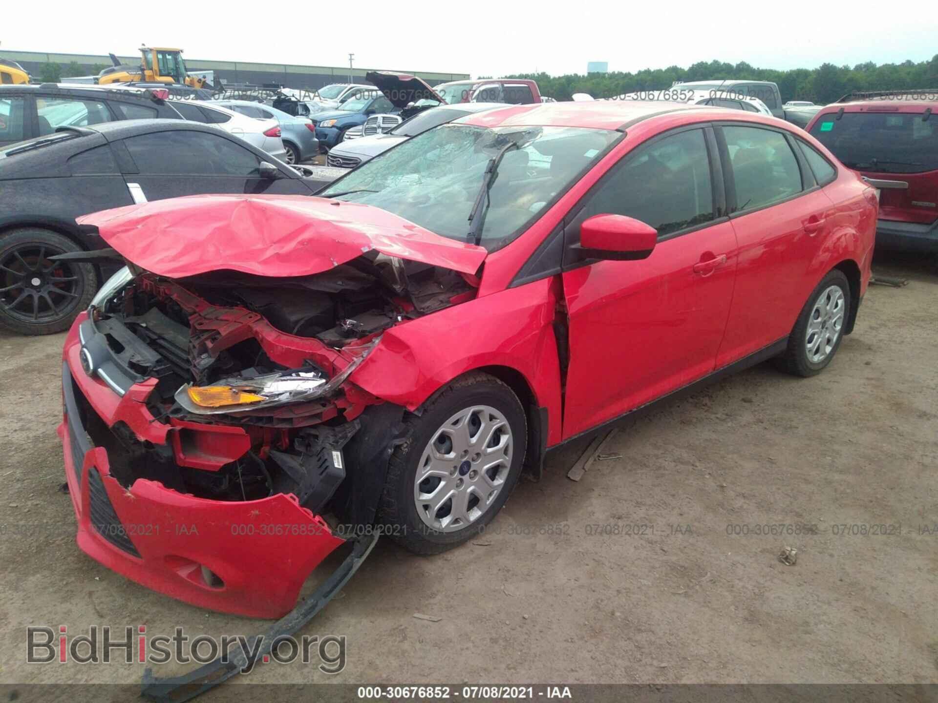 2012 FORD FOCUS - VIN: 1FAHP3F21CL408752 - Photo 2