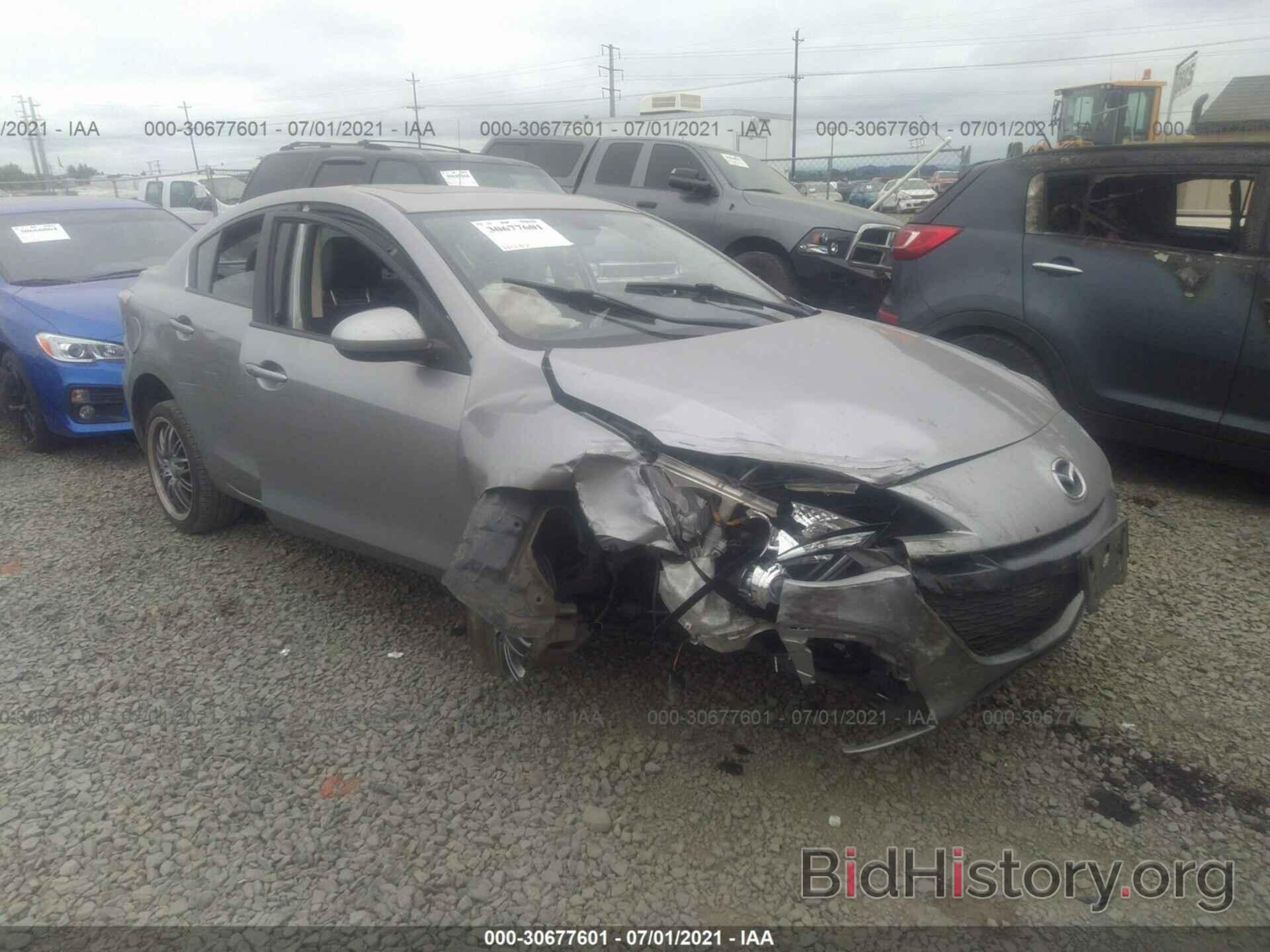 Photo JM1BL1W63B1370941 - MAZDA MAZDA3 2011