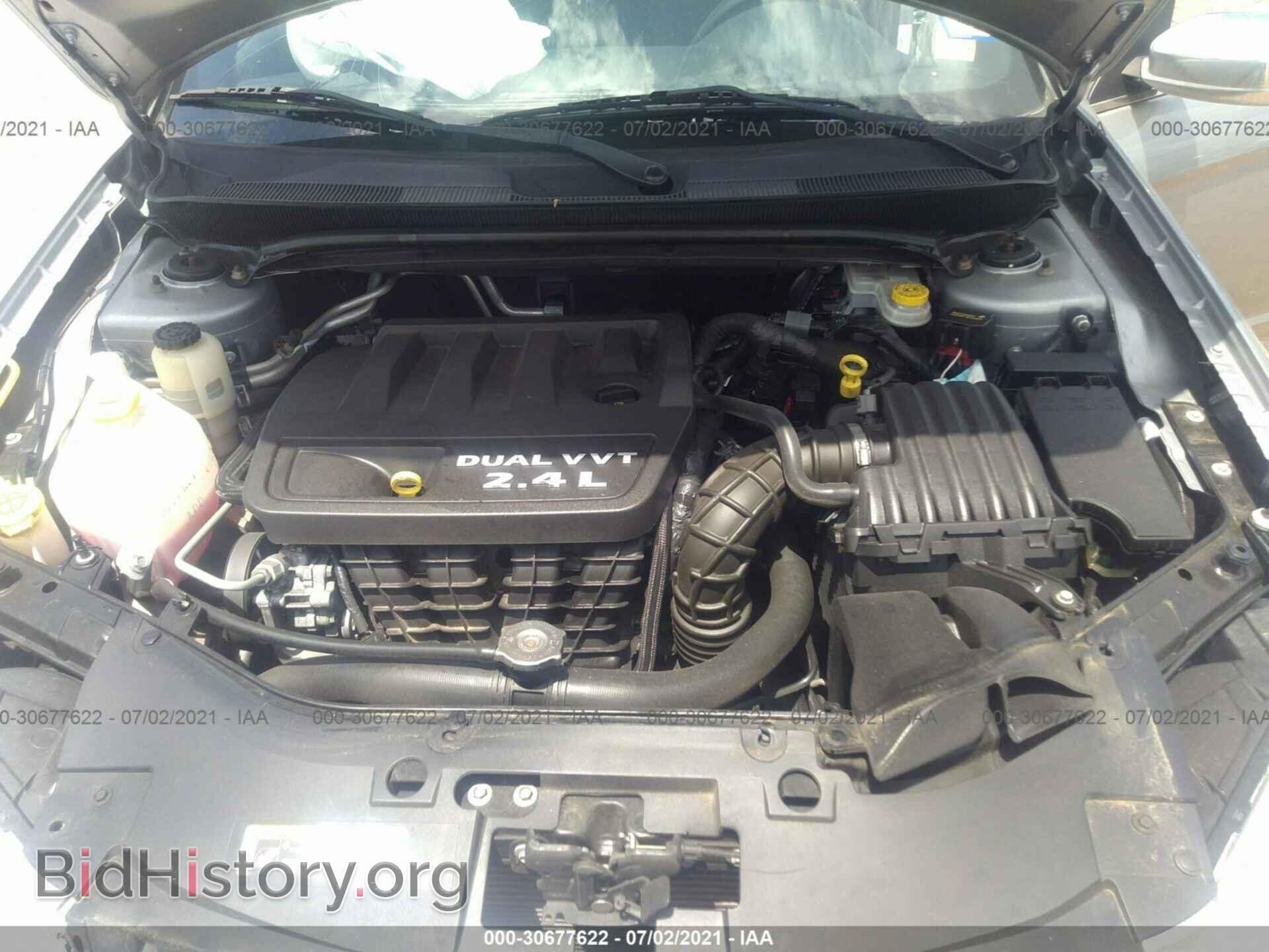 2014 CHRYSLER 200 - VIN: 1C3CCBBBXEN165177 - Фото 10