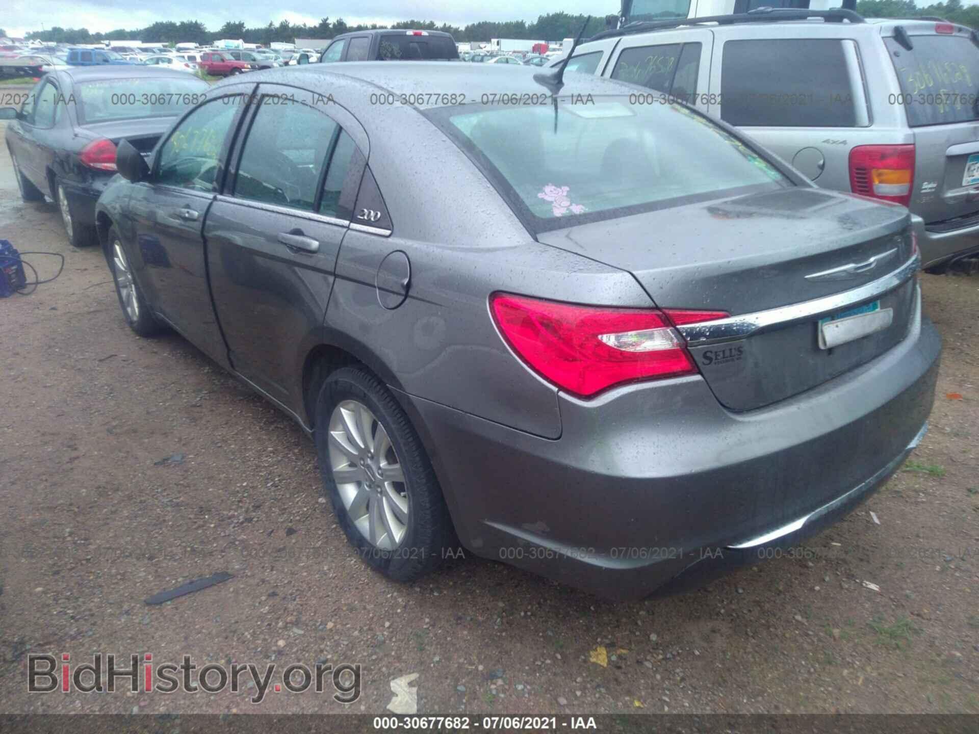 2012 CHRYSLER 200 - VIN: 1C3CCBBB9CN244577 - Фото 3