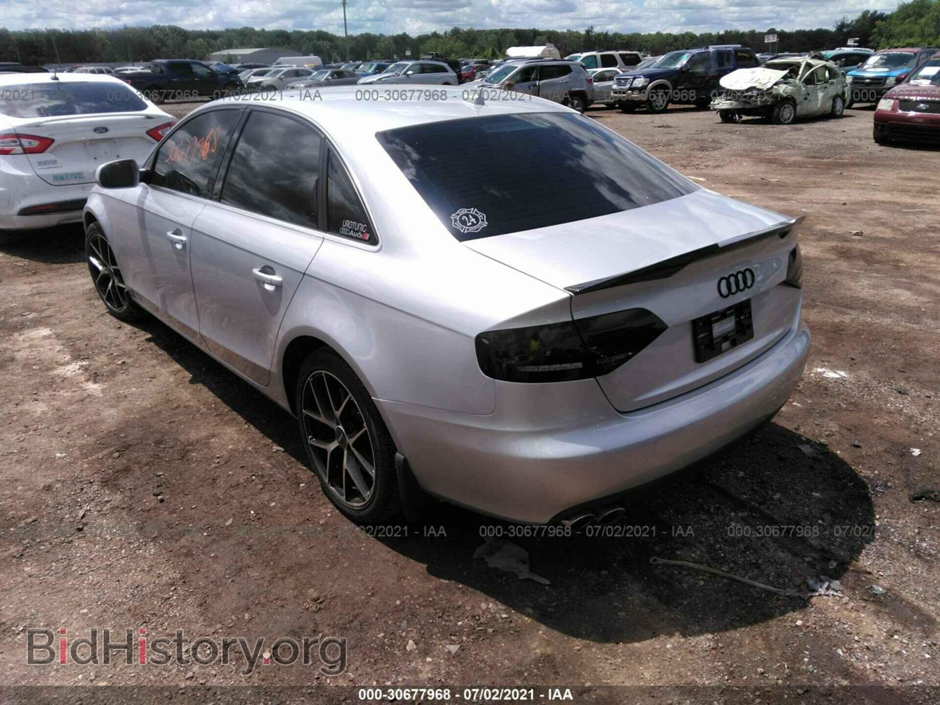 2011 AUDI A4 - VIN: WAUHFAFL7BN043519 - Фото 3