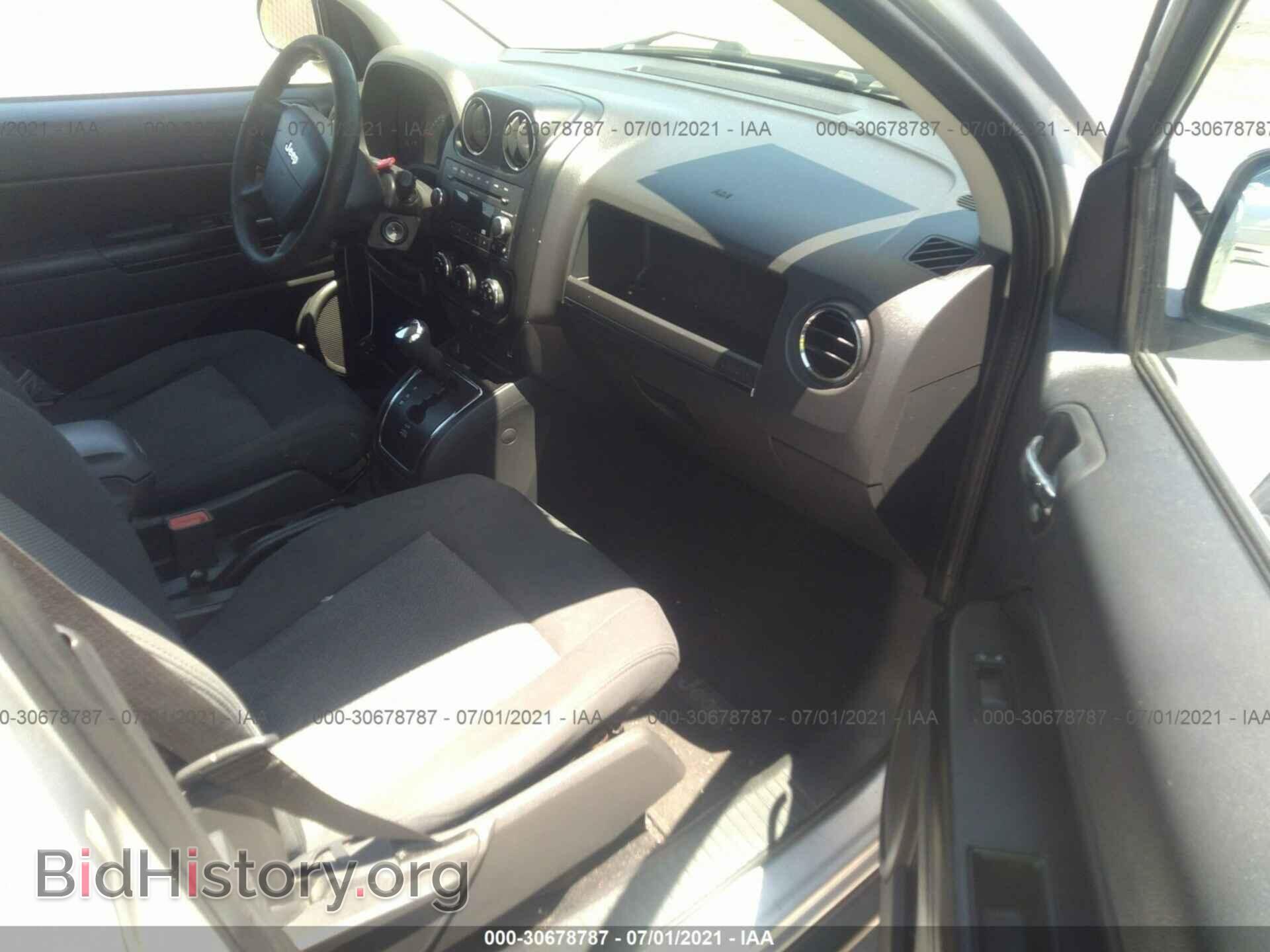 2010 JEEP COMPASS - VIN: 1J4AT4FB9AD537336 - Фото 5