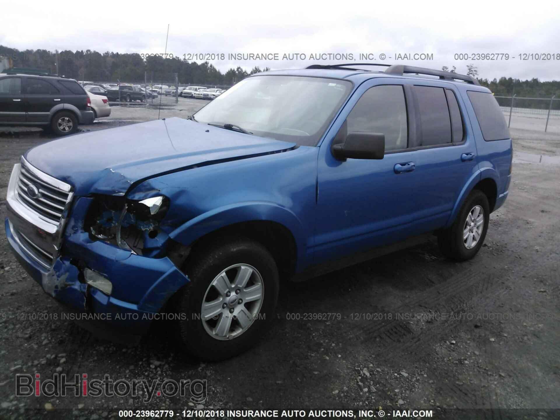 2010 FORD EXPLORER - VIN: 1FMEU6DE0AUA15235 - Фото 2