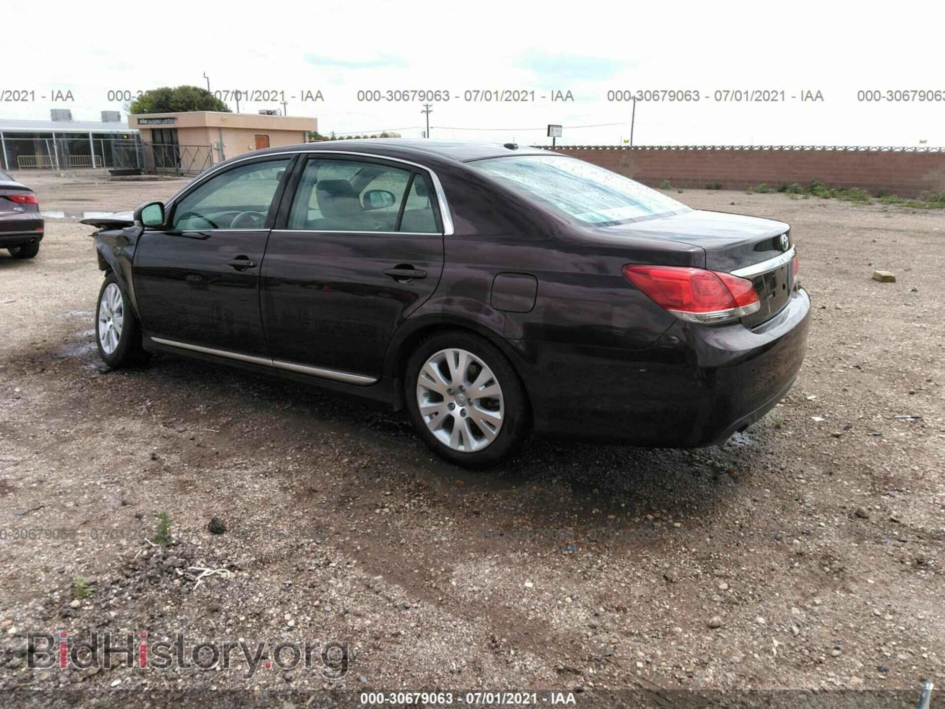 2011 TOYOTA AVALON - VIN: 4T1BK3DB1BU383101 - Фото 3