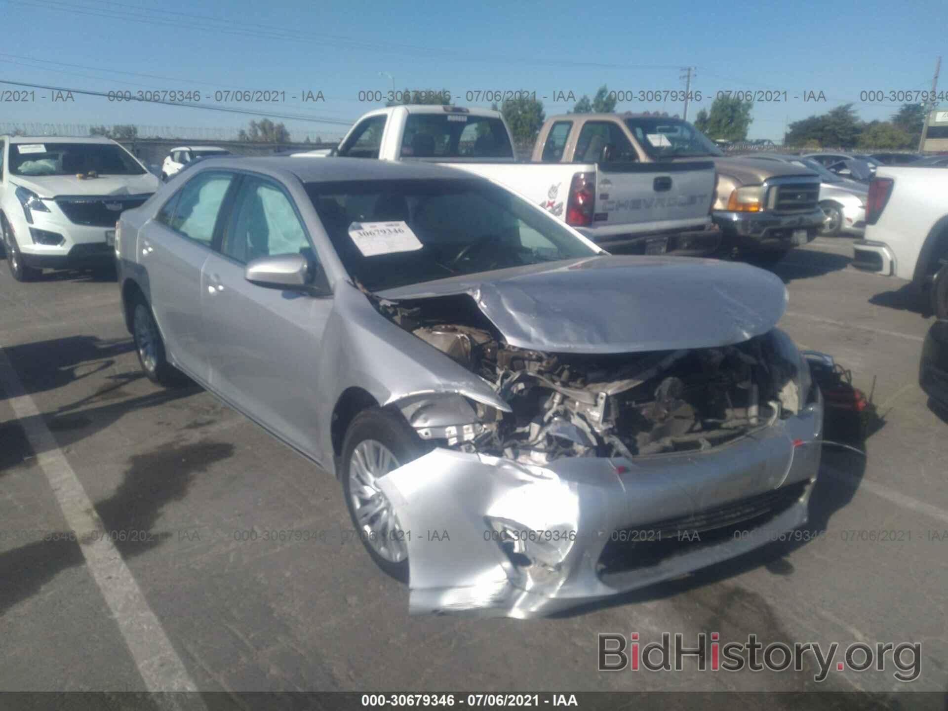 Photo 4T4BF1FK4ER353073 - TOYOTA CAMRY 2014