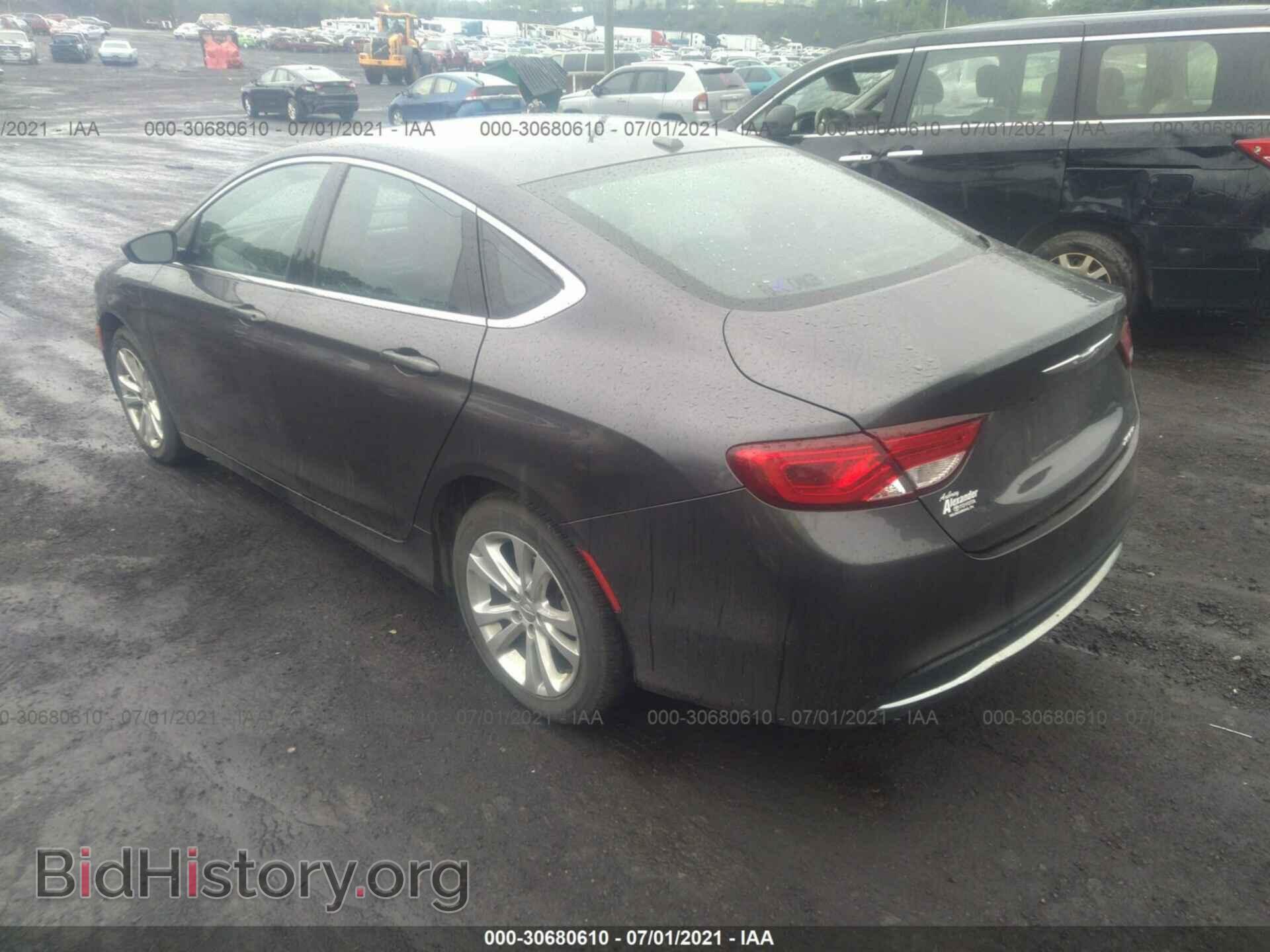 2016 CHRYSLER 200 - VIN: 1C3CCCAB3GN111004 - Фото 3