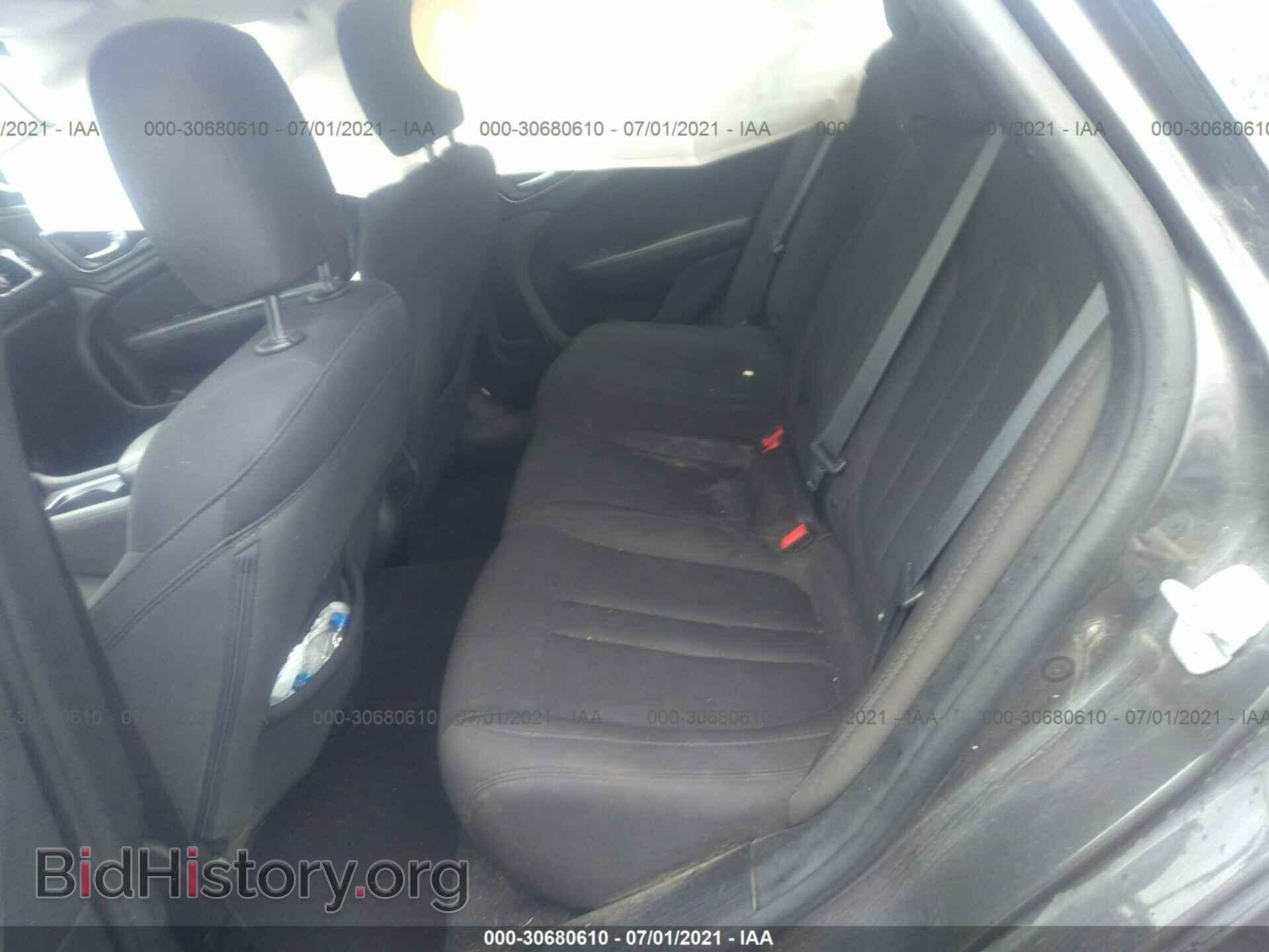 2016 CHRYSLER 200 - VIN: 1C3CCCAB3GN111004 - Фото 8