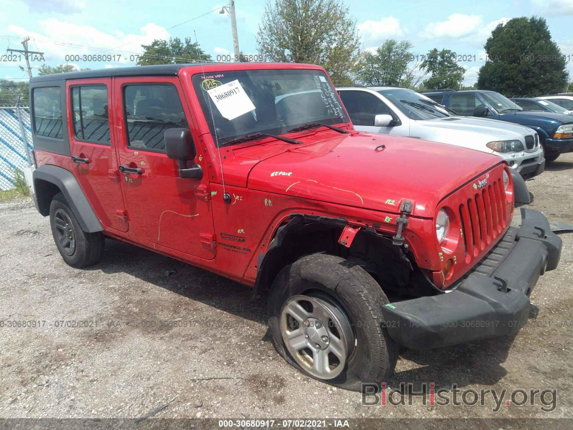 Photo 1C4BJWDG8DL707044 - JEEP WRANGLER UNLIMITED 2013