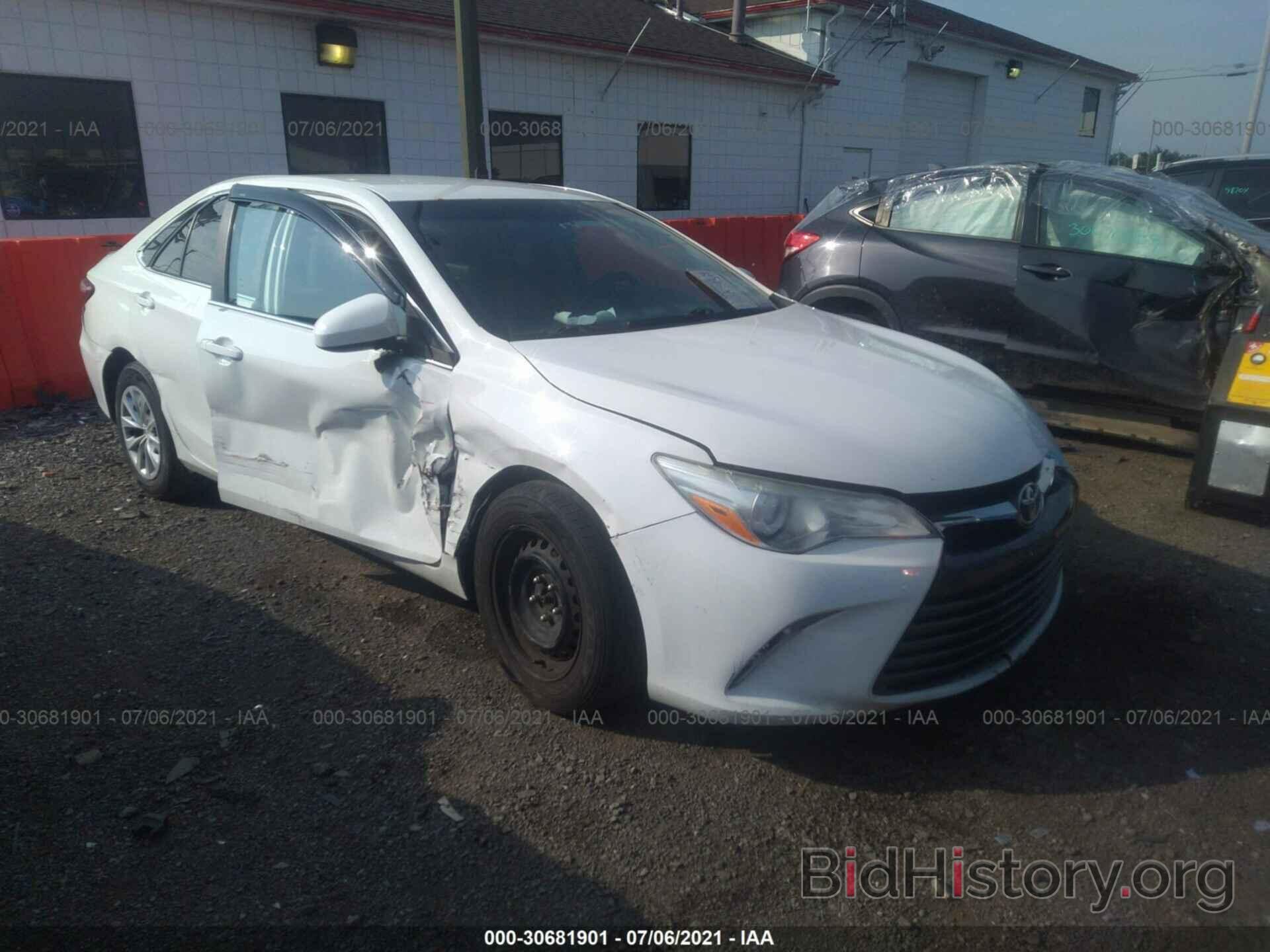 Photo 4T4BF1FK3FR478731 - TOYOTA CAMRY 2015