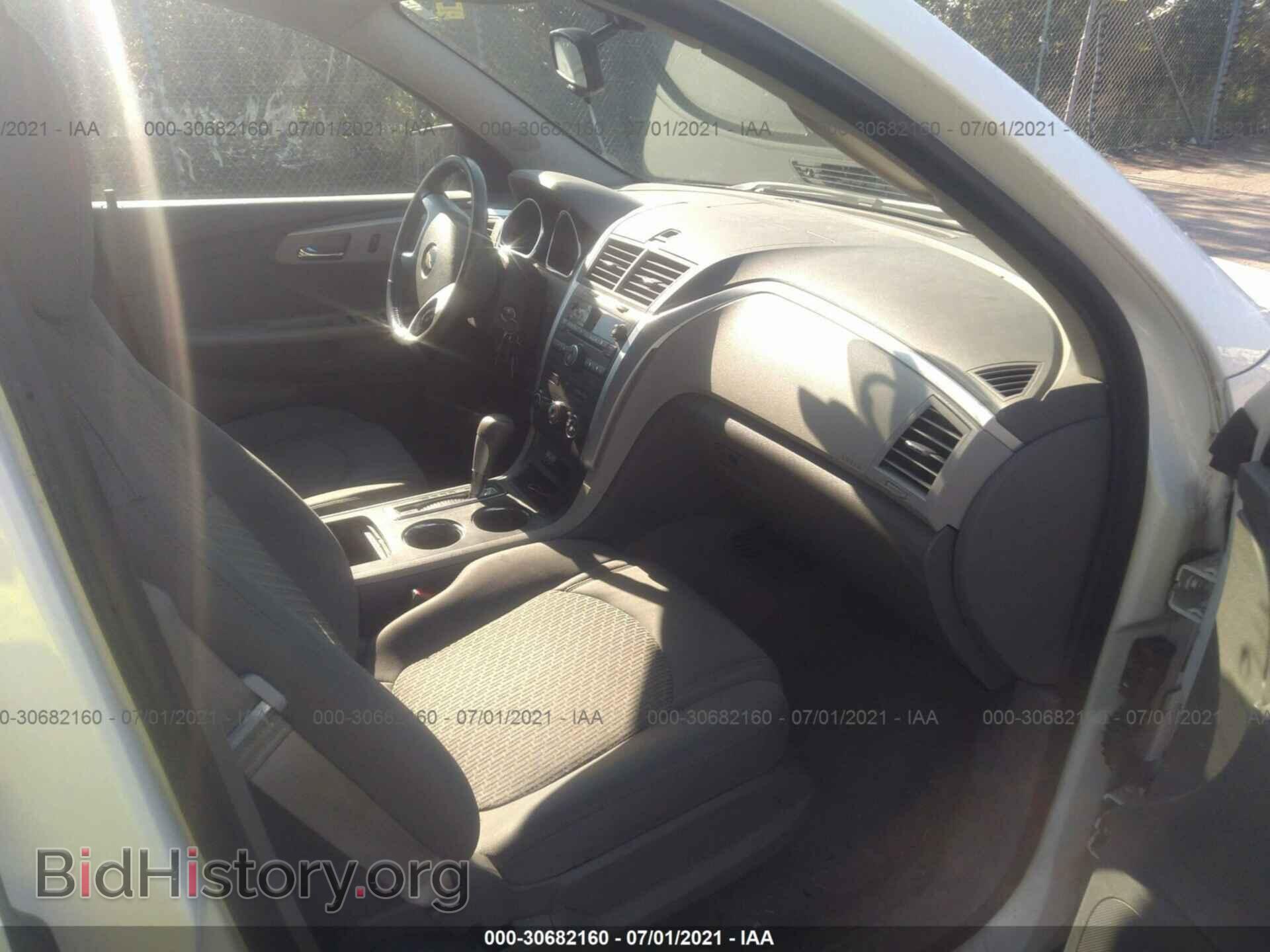 2012 CHEVROLET TRAVERSE - VIN: 1GNKRFED2CJ360986 - Фото 5