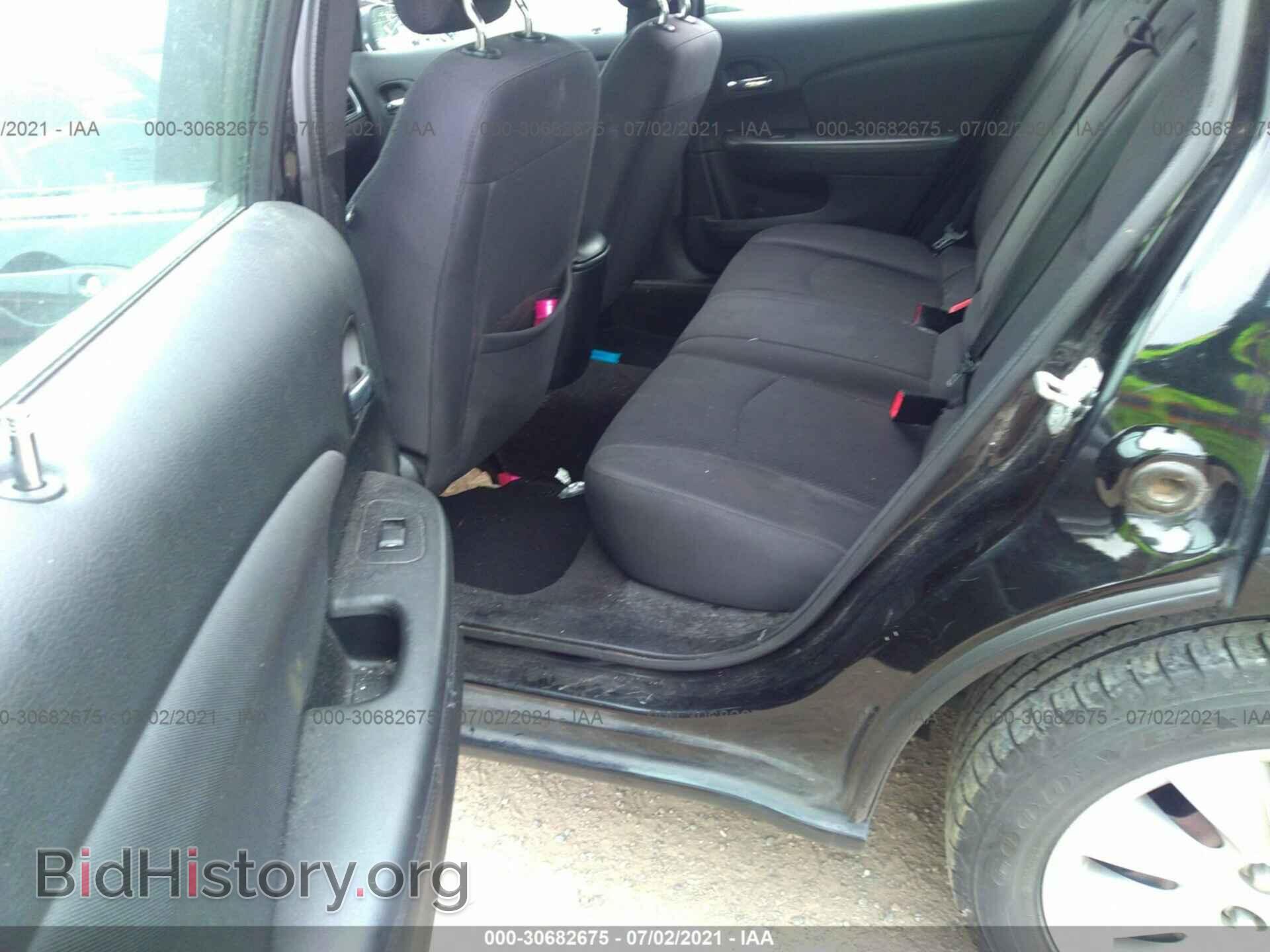 2013 CHRYSLER 200 - VIN: 1C3CCBAB3DN640555 - Фото 8