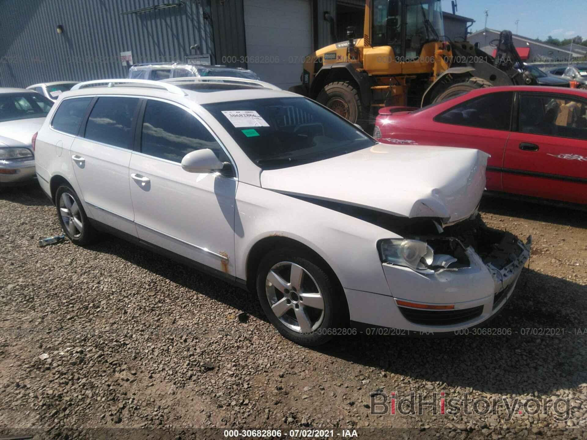 Photo WVWXK73C49E082063 - VOLKSWAGEN PASSAT WAGON 2009