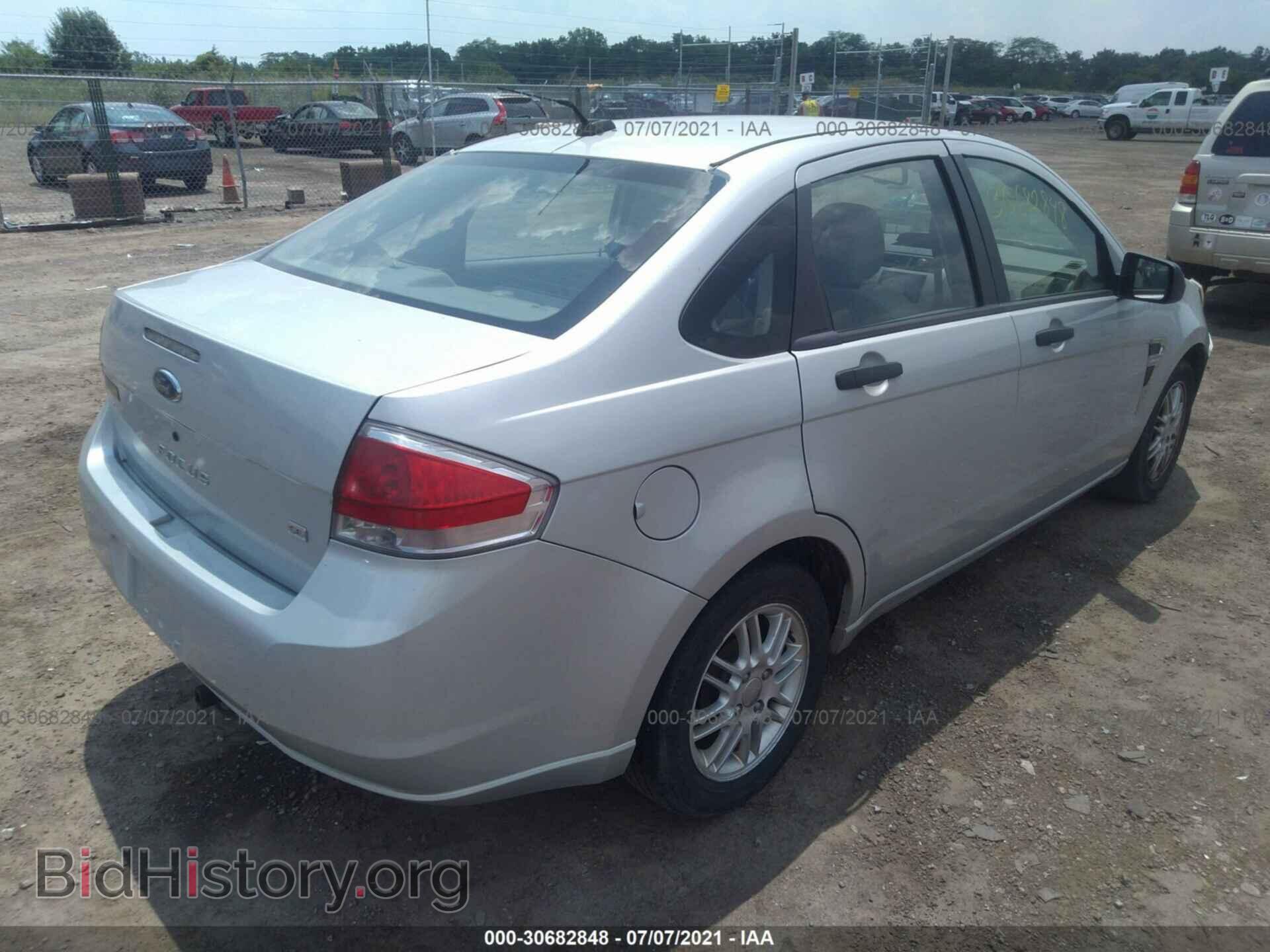 2008 FORD FOCUS - VIN: 1FAHP35N38W158030 - Фото 4