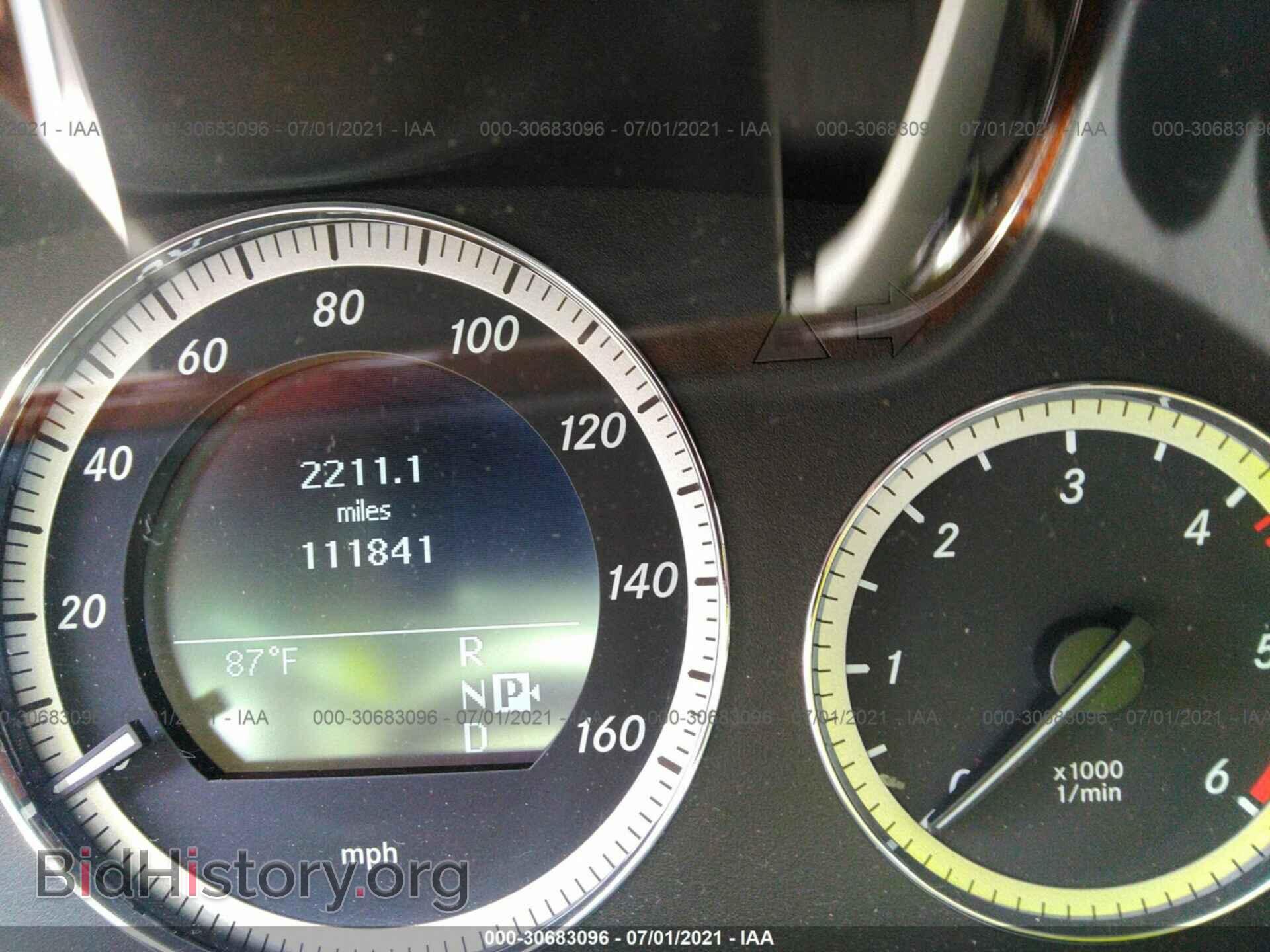 2011 MERCEDES-BENZ E-CLASS - VIN: WDDHF2EB7BA308177 - Фото 7