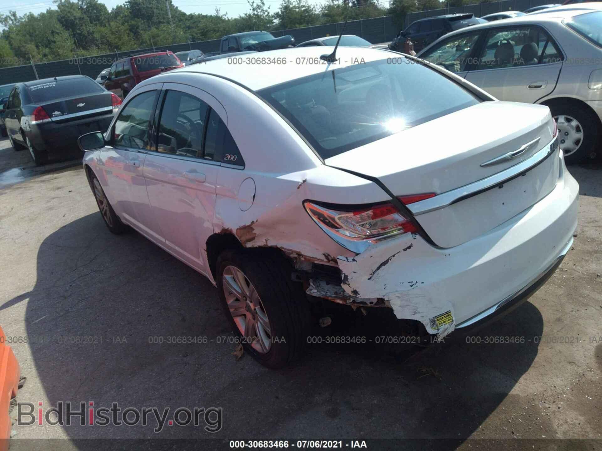 2013 CHRYSLER 200 - VIN: 1C3CCBBB6DN515645 - Photo 3