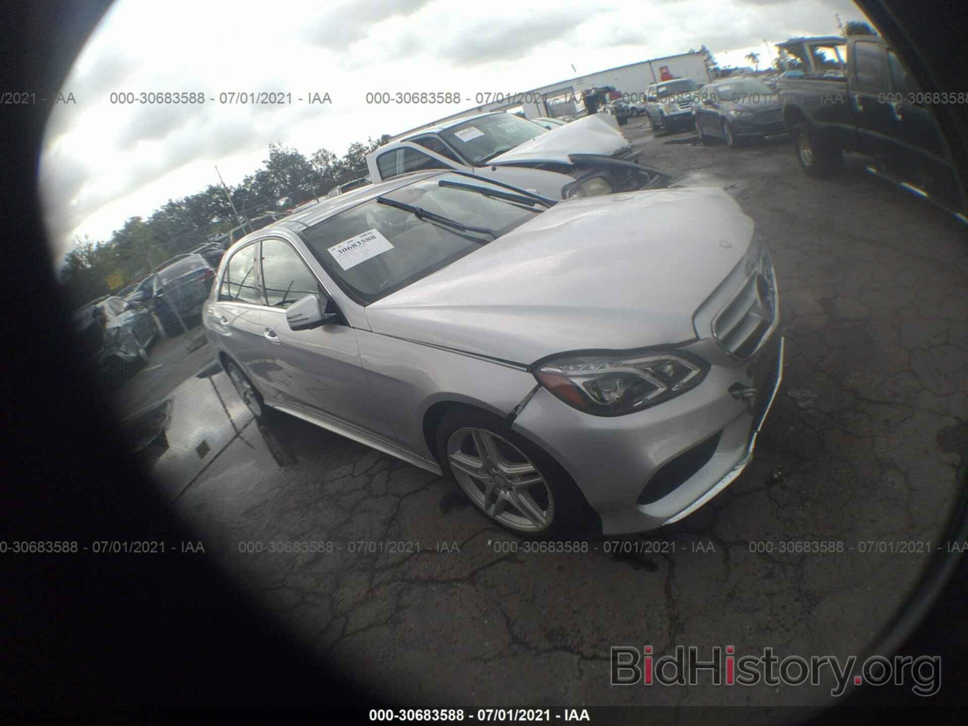 Photo WDDHF5KB0EA927388 - MERCEDES-BENZ E-CLASS 2014