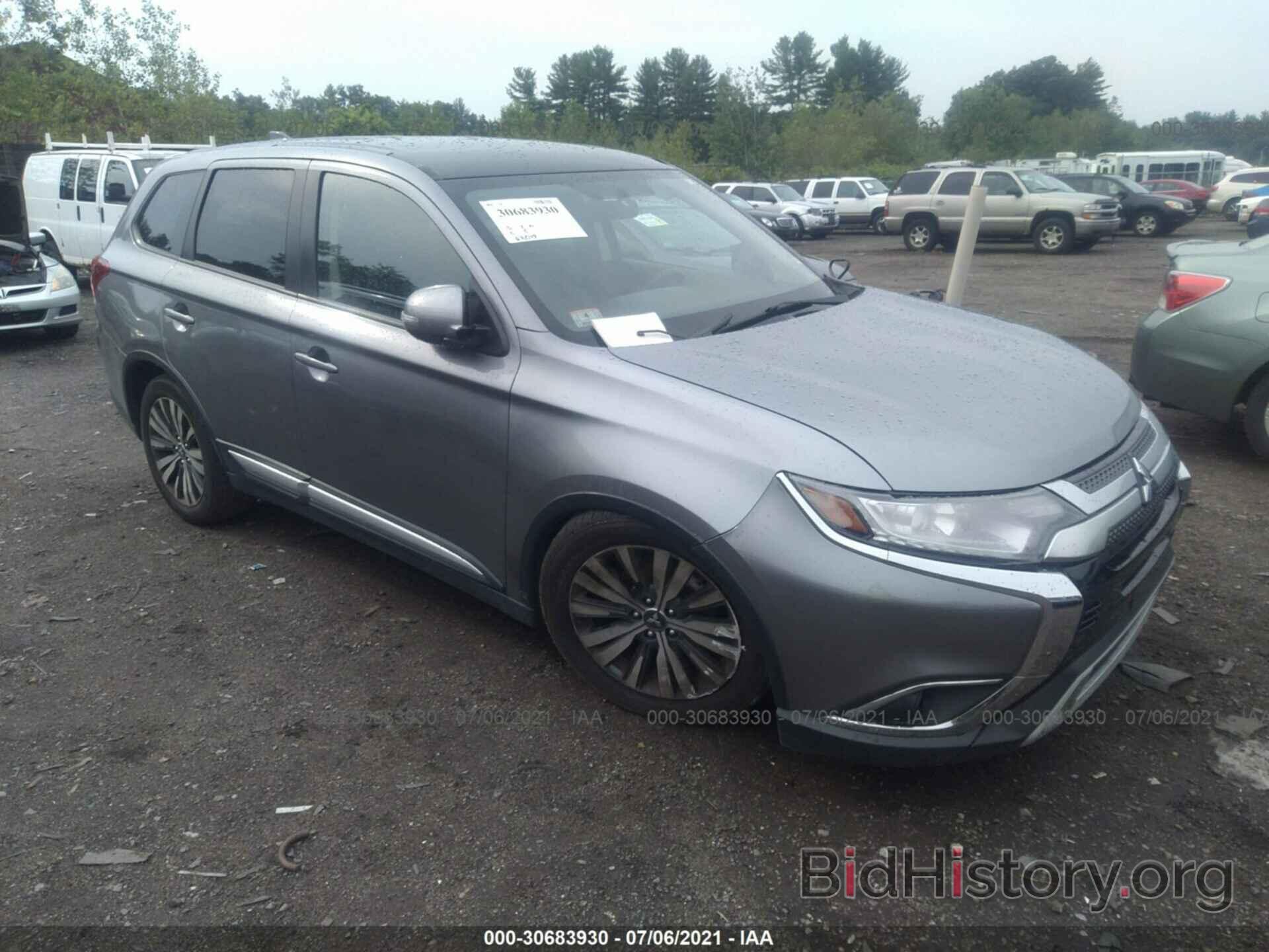 Photo JA4AD3A36KJ000949 - MITSUBISHI OUTLANDER 2019