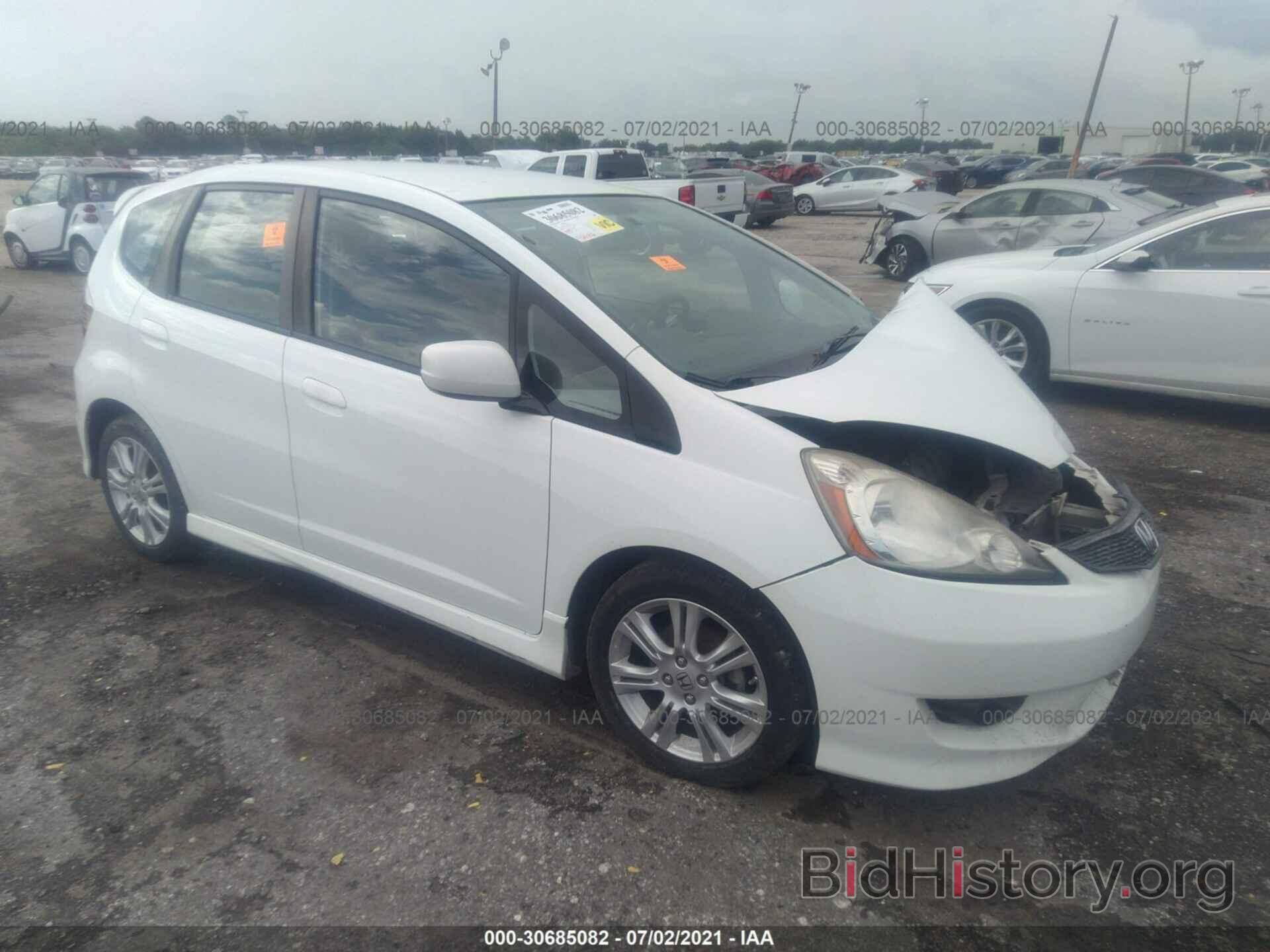 Photo JHMGE8H52BS000585 - HONDA FIT 2011